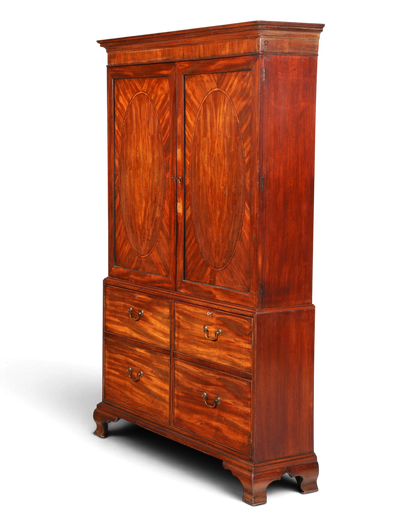 Hauptstadt Möblerei antiker englischer Wäscheschrank aus Mahagoni mit Oval-Intarsien und Schubladen um 1900