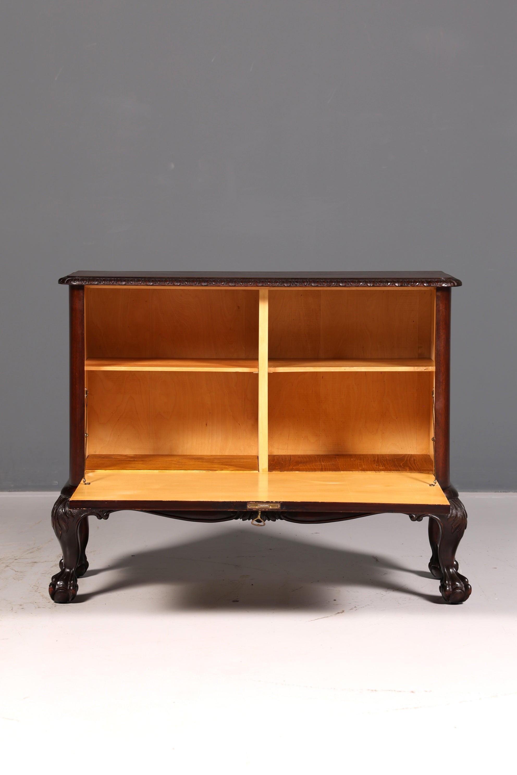 Beautiful Chippendale cabinet, Baroque-style folding cabinet, chest of drawers, antique solid wood