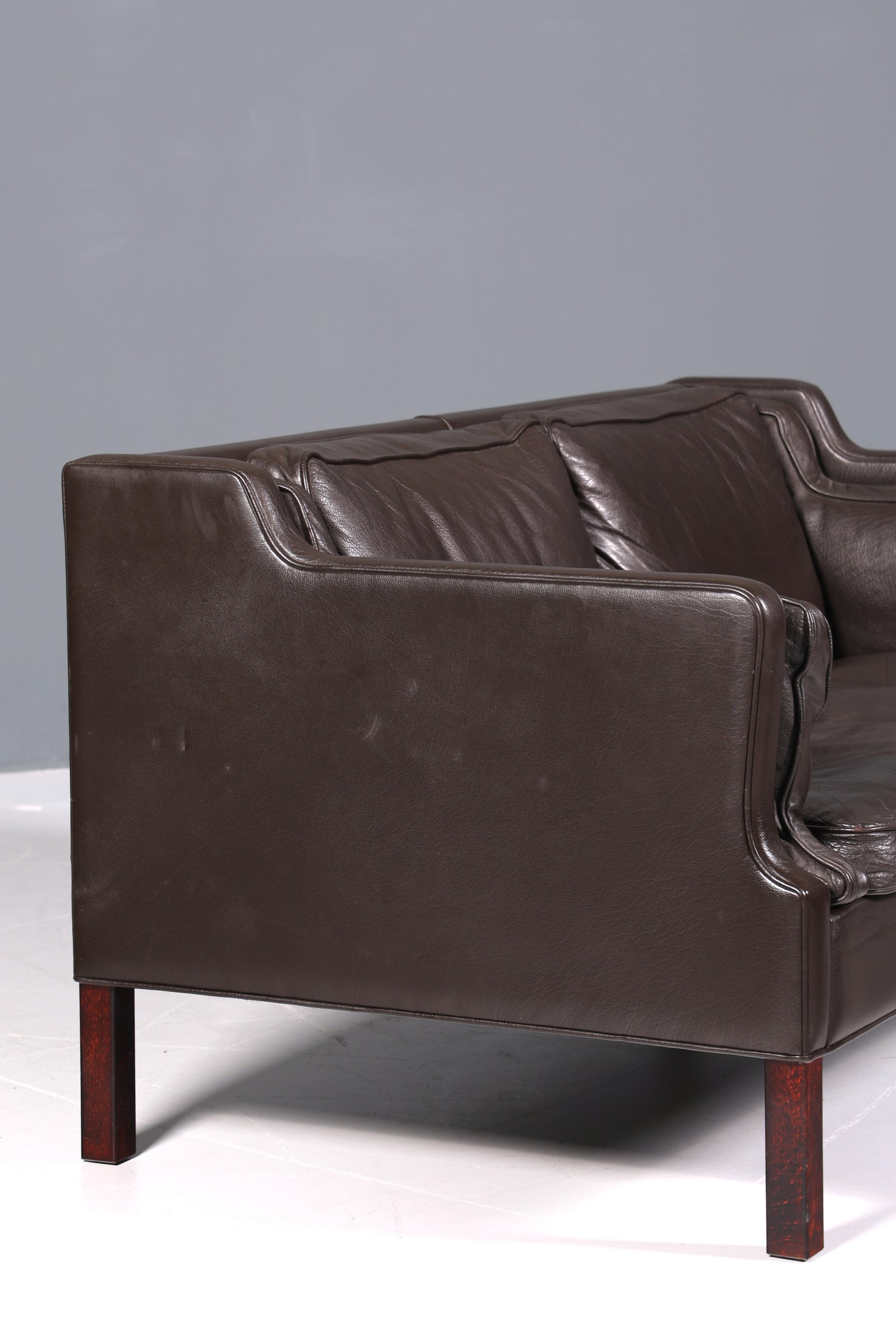 Wunderschönes Designer Børge Mogensen Sofa 2 Sitzer echt Leder Couch Modell 2213 Made in Denmark Canapé