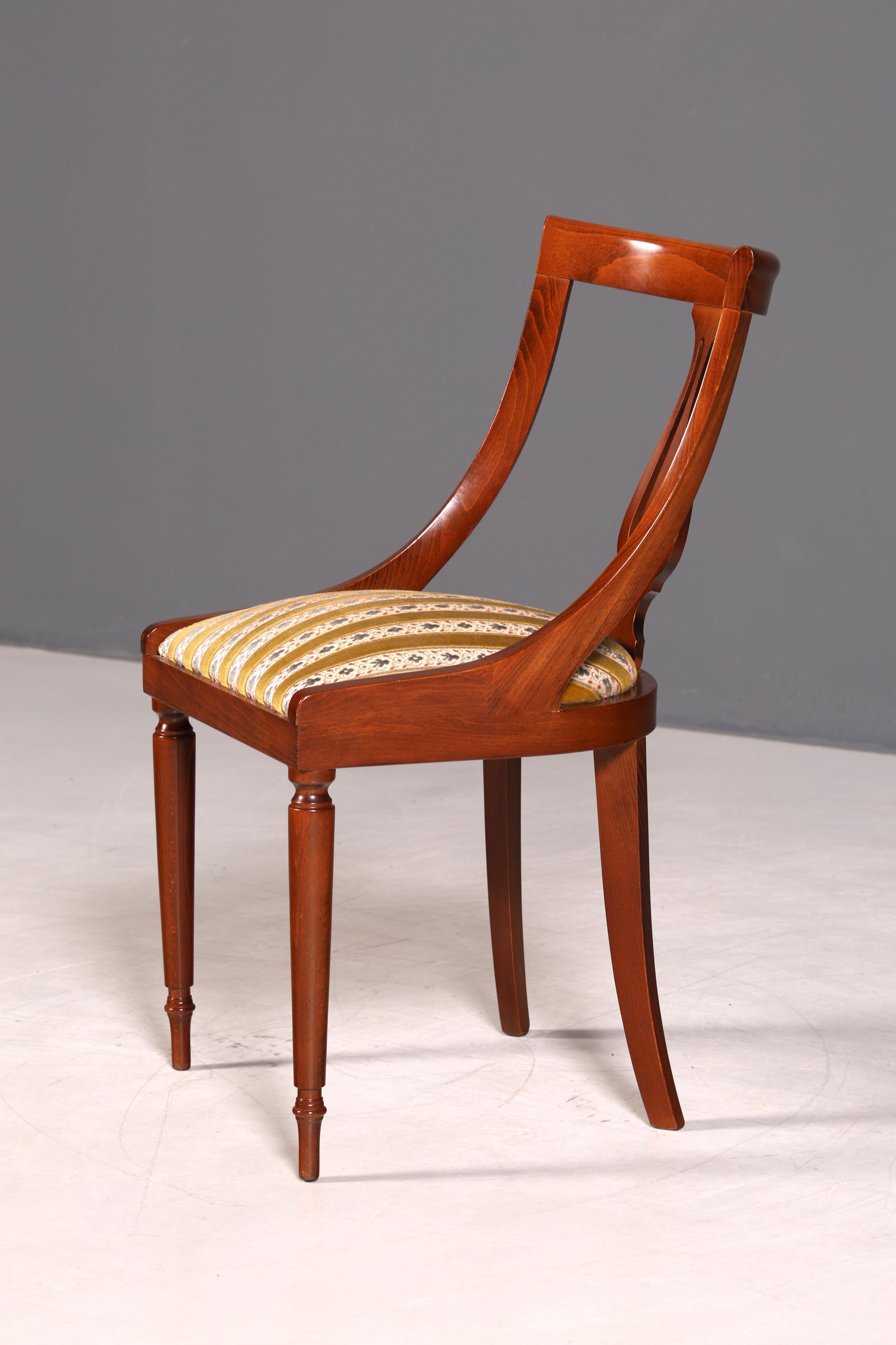 Wunderschöner Englischer Stuhl UK Küchenstuhl Antik Stil Sekretär Stuhl Polsterstuhl