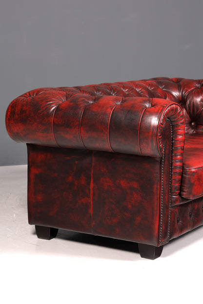 Wunderschönes Original Chesterfield 2er Sofa Englisch Oxblood Leder 2- Sitzer Couch 2 von 2