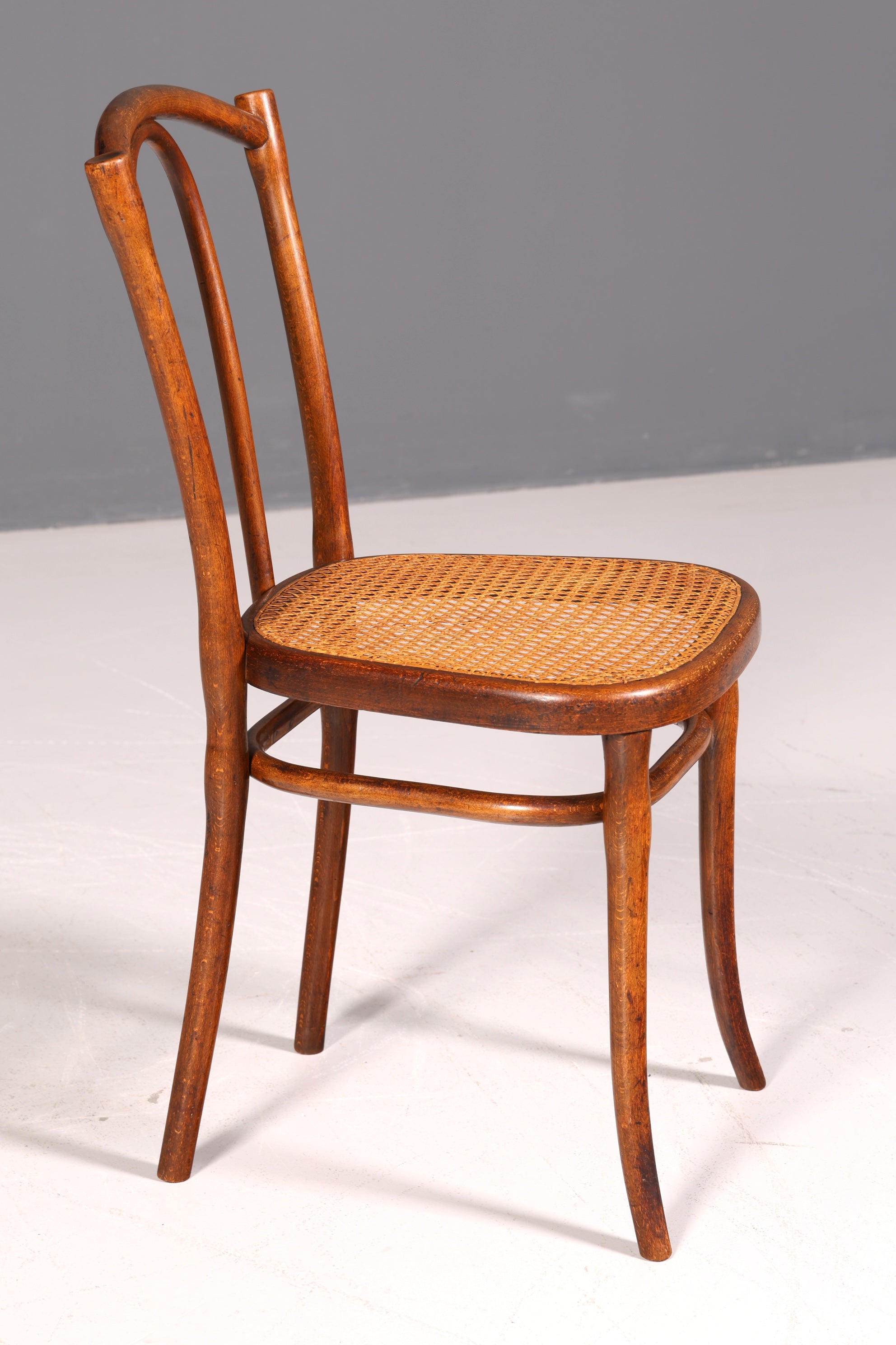 Edler Original Thonet Stuhl Wiener Geflecht Korbgeflecht Bugholz Kaffeehausstuhl Sekretär Stuhl Antik Vintage