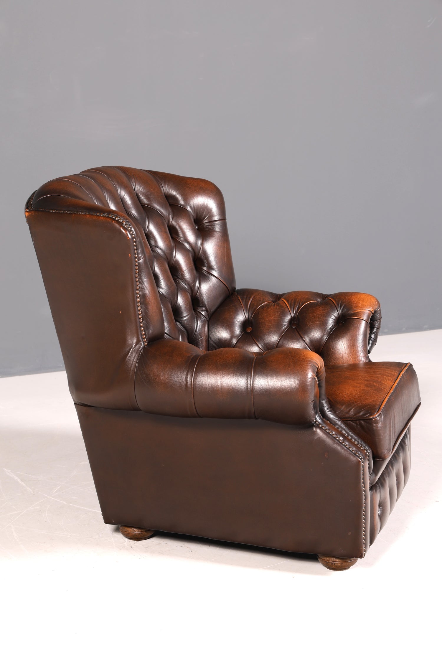 G102 Finish Original Chesterfield Ohrenbacken Sessel Englisch Leder Herrensessel UK Armlehnsessel