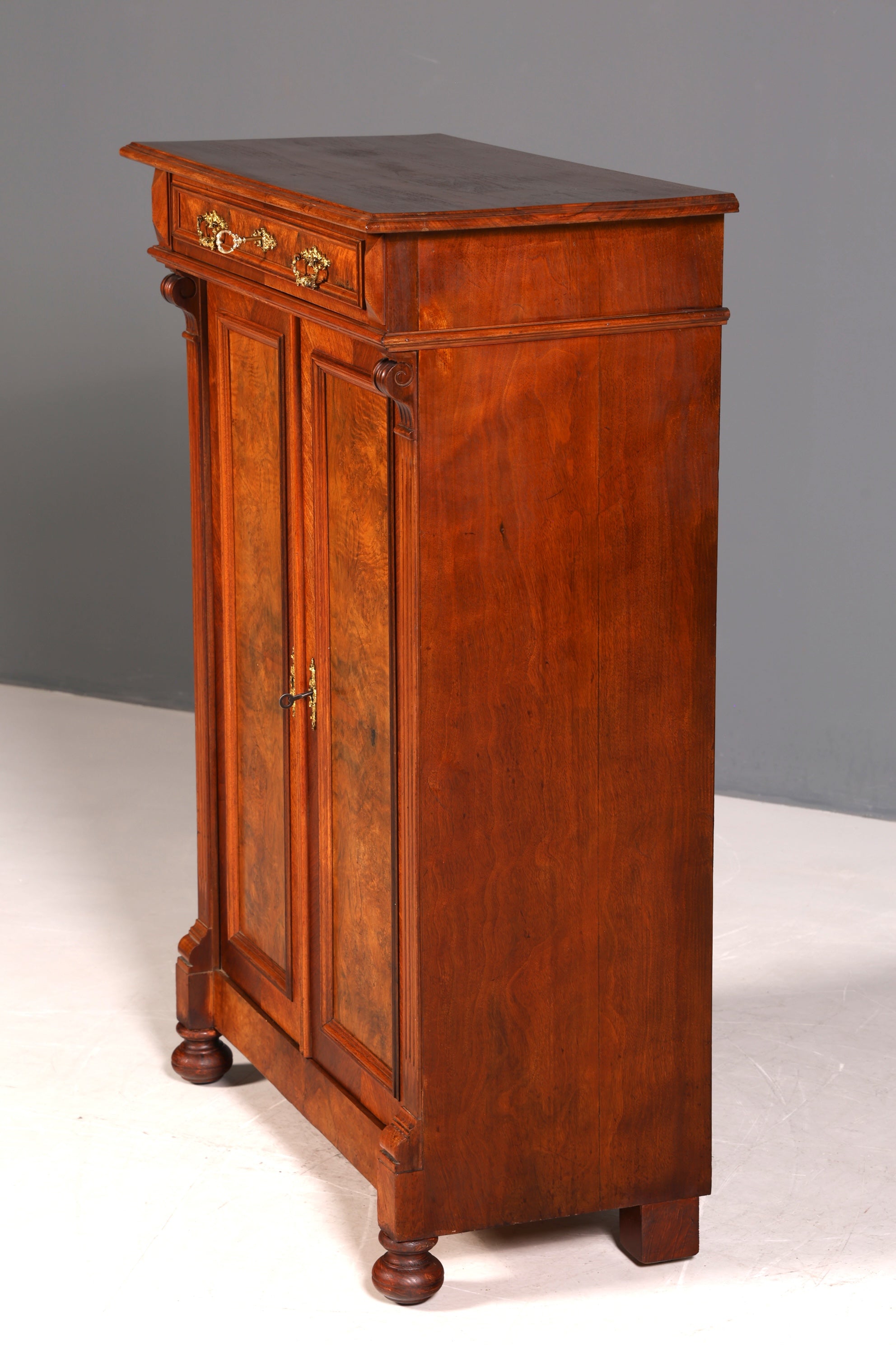 G360 Finish Traumhaftes Gründerzeit Vertiko Jugendstil Schrank Antik Highboard Kommode (Kopie 2)