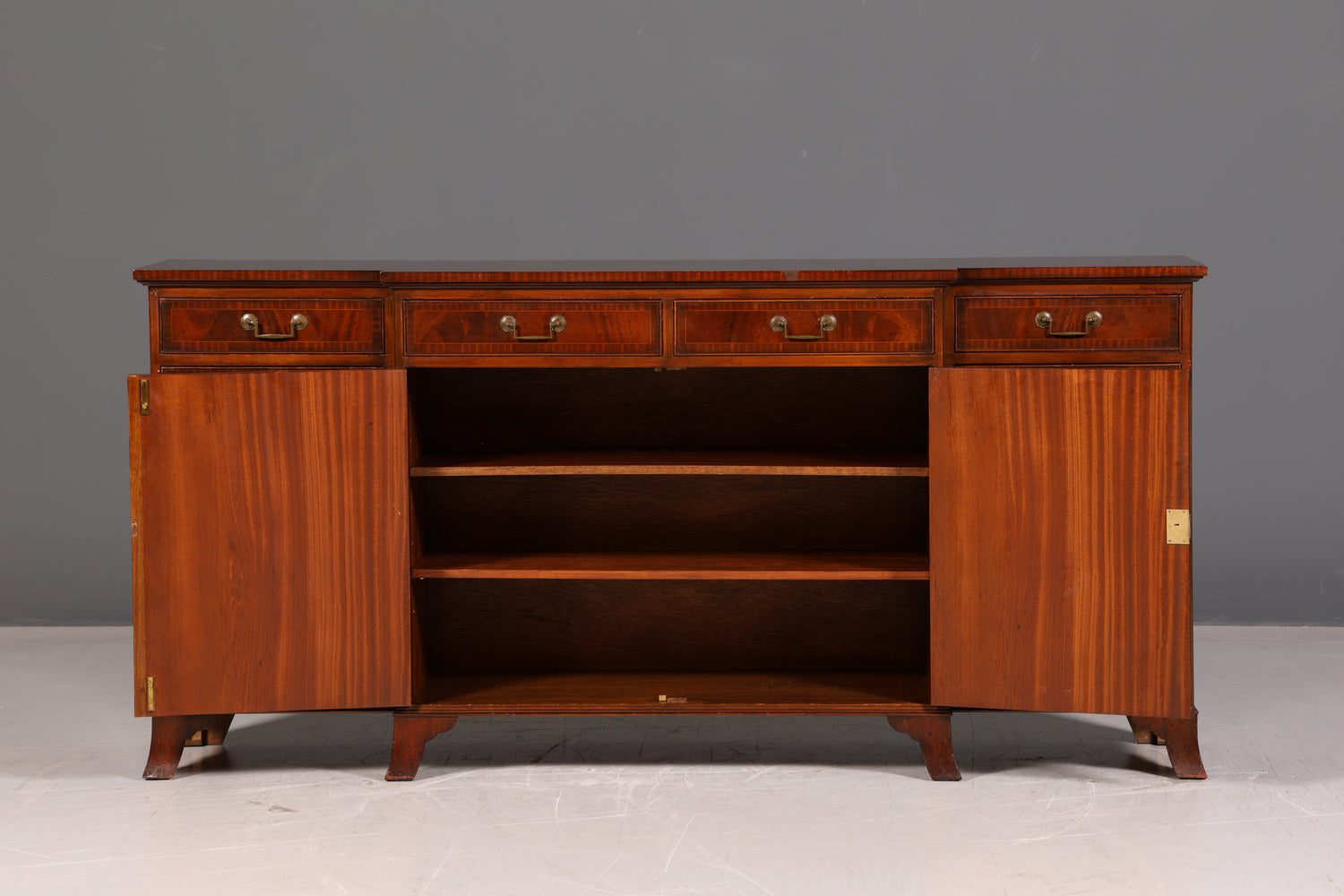 Wunderschönes Englisches Sideboard Mahagoni Schrank Antik Stil 60er Buffetschrank Kommode Anrichte Vintage