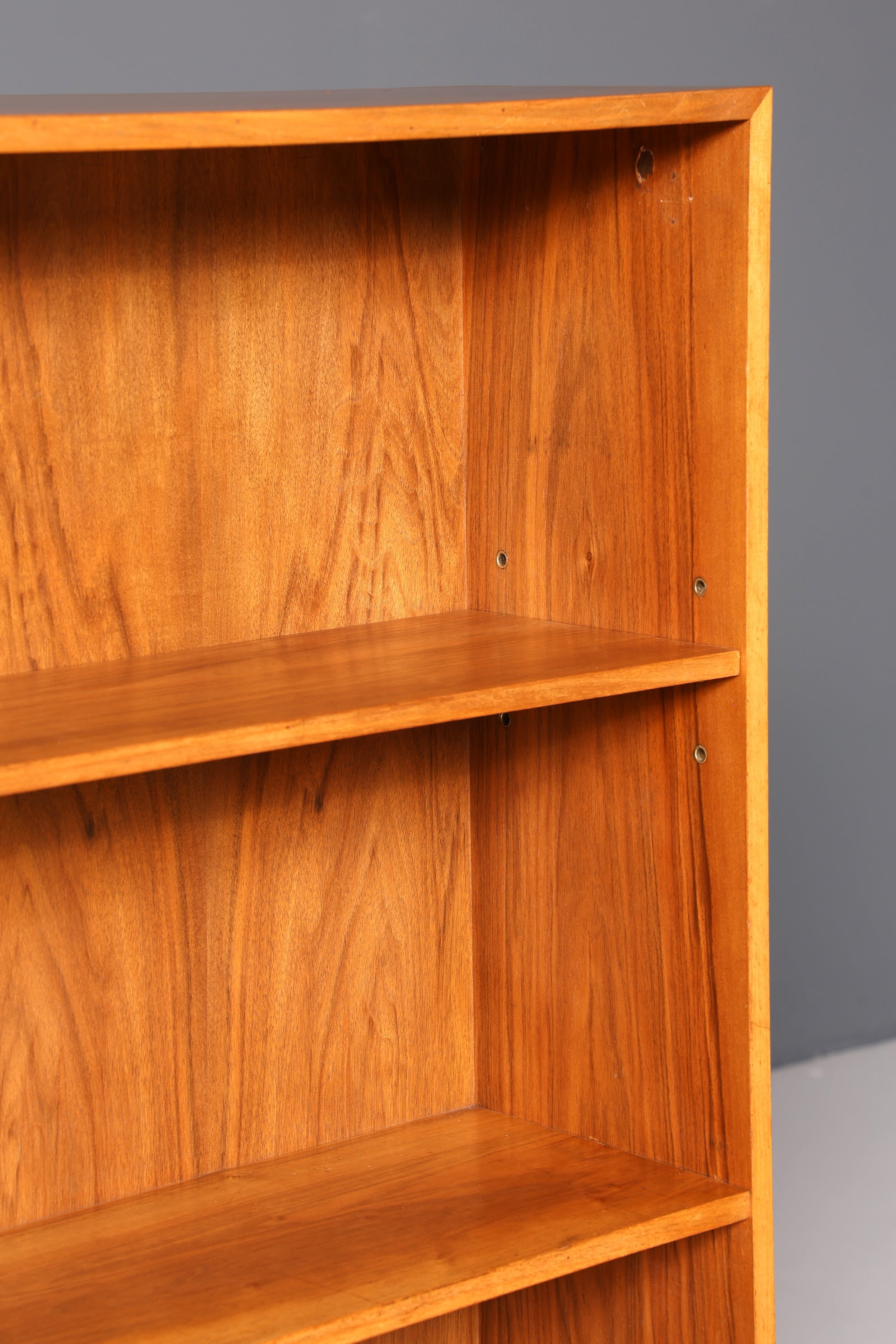 Wunderschönes Original Musterring Regal Mid Century Bücherregal Retro echt Holz Buchablage 1 von 2