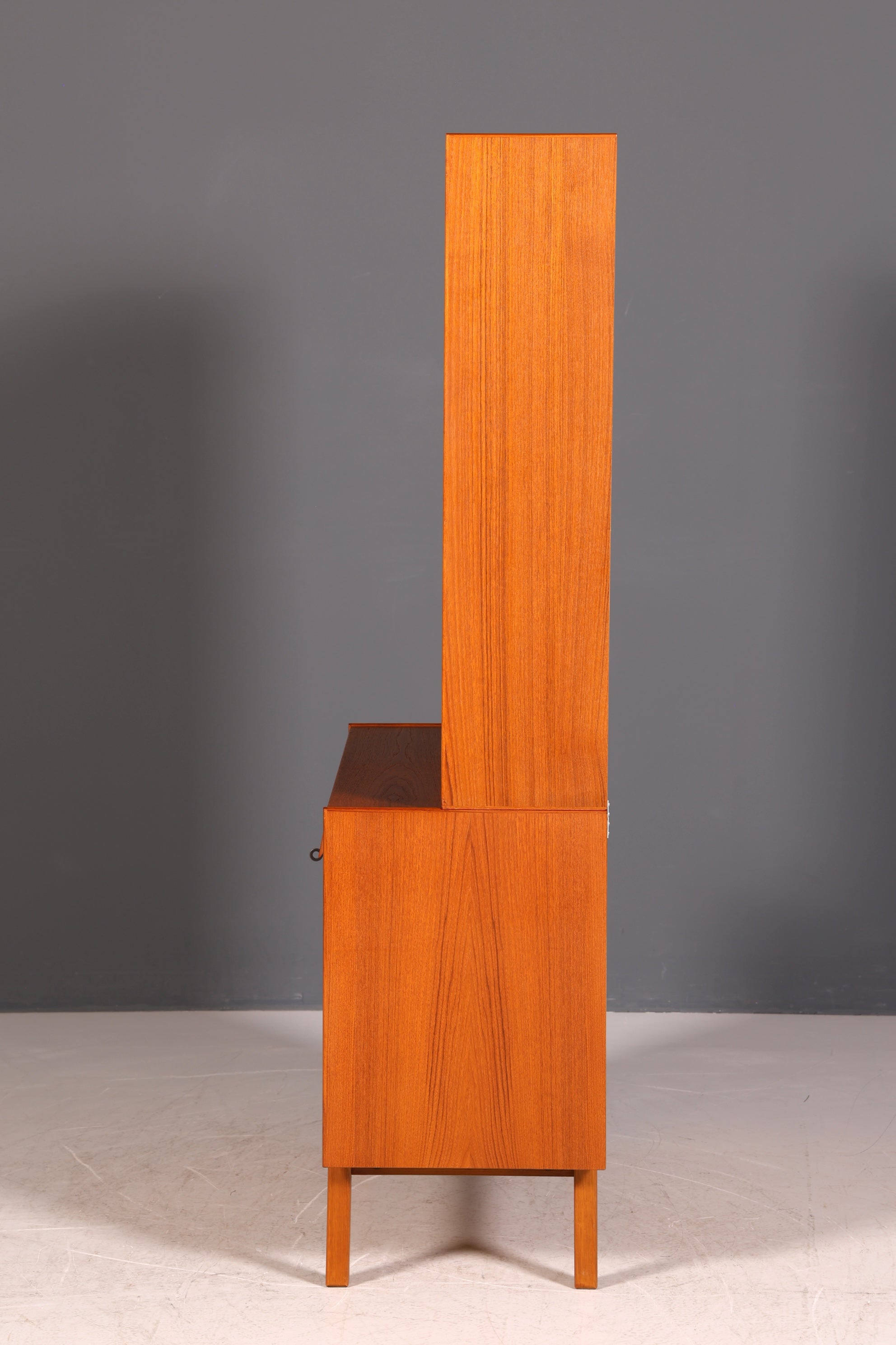 G062 Finish Traumhaftes Mid Century Regal echt Holz Schrank Danish Design Retro Kommode Vintage Bücherregal 60er Jahre