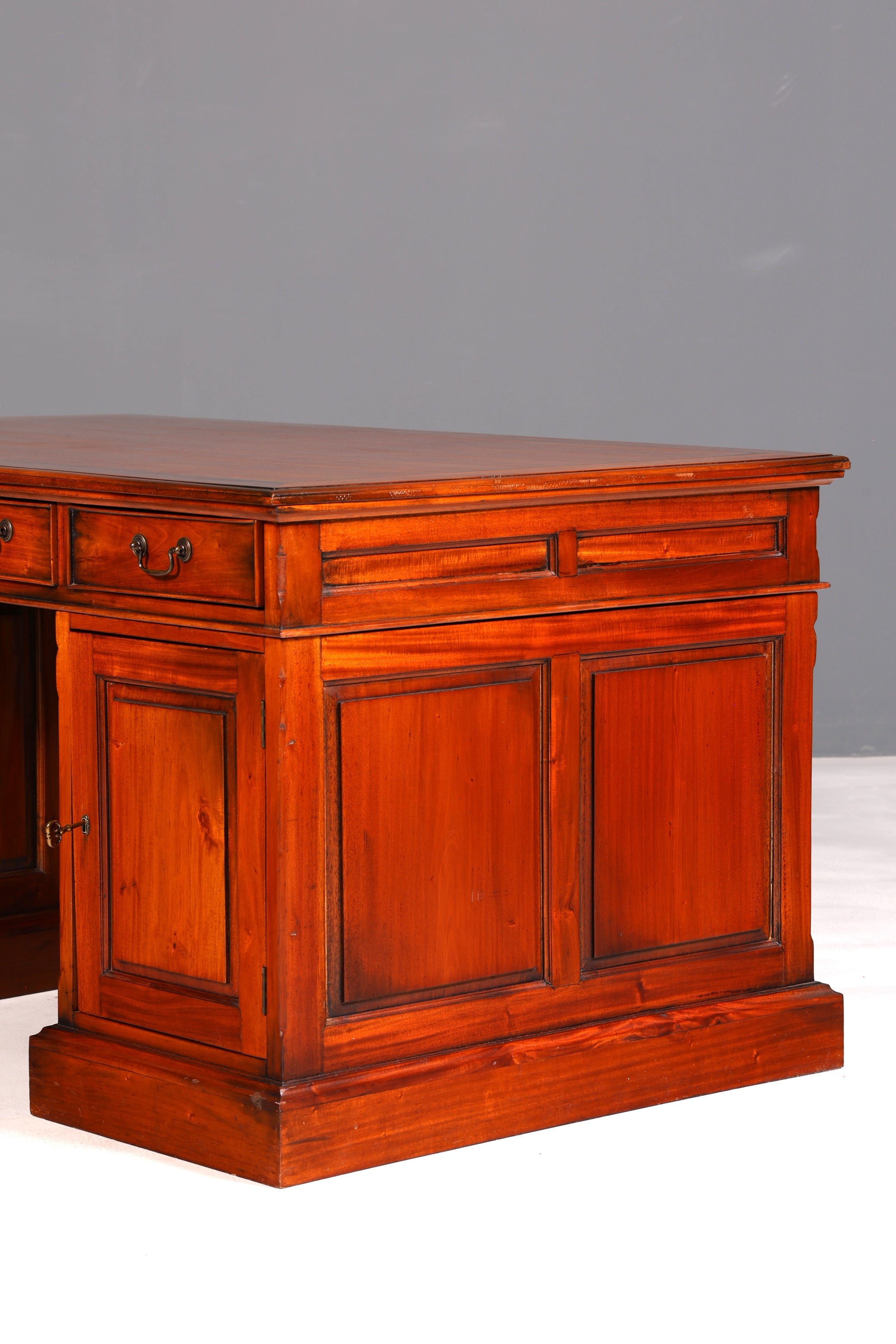 Wunderschöner Englischer Schreibtisch Mahagoni Bürotisch Antik Office Desk Partnerdesk Schreibtisch