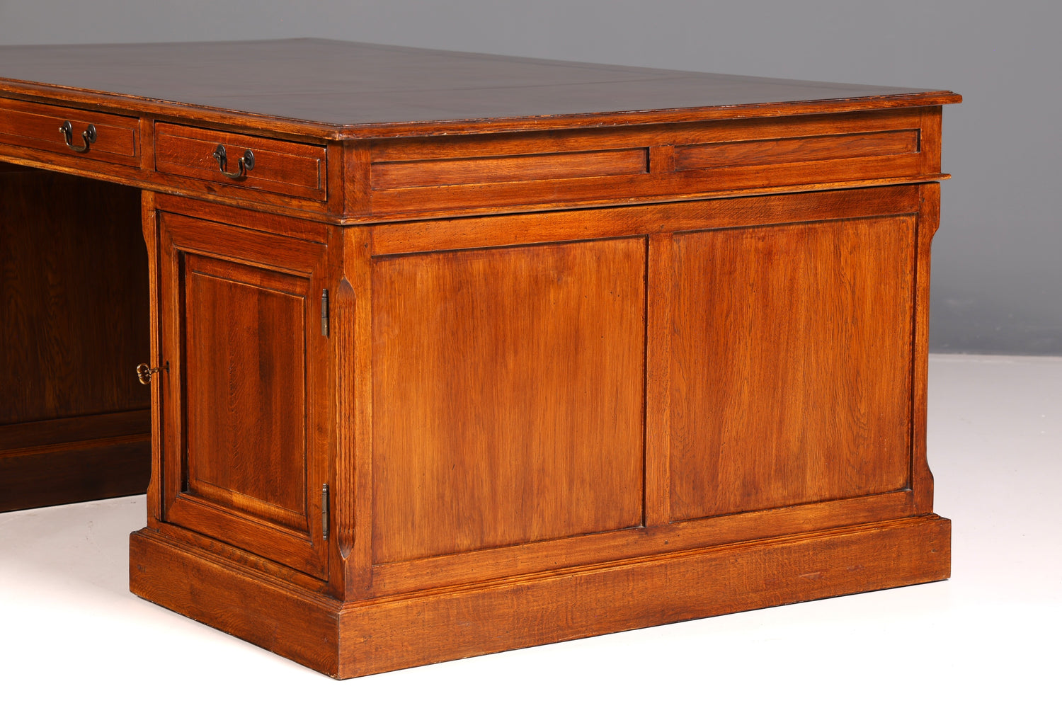 Beeindruckender Englischer XXL Schreibtisch Bürotisch Office Desk Partnerdesk Antik Massivholz Vintage