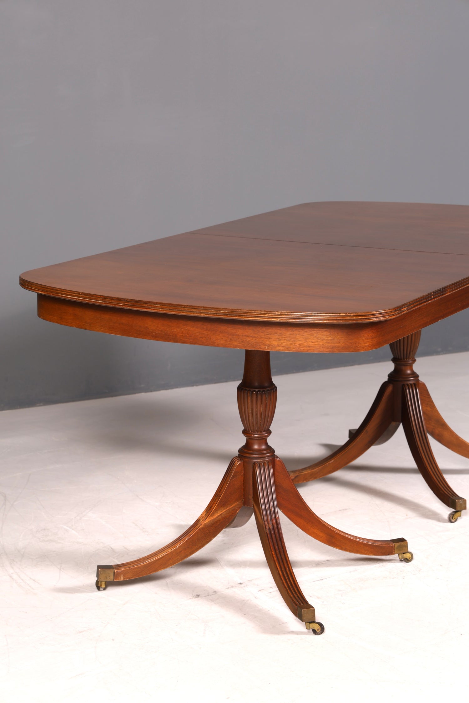 G114 Finish Wunderschöner Englischer Tisch ausziehbarer Esstisch Antik Stil 60s Küchentisch Eibe