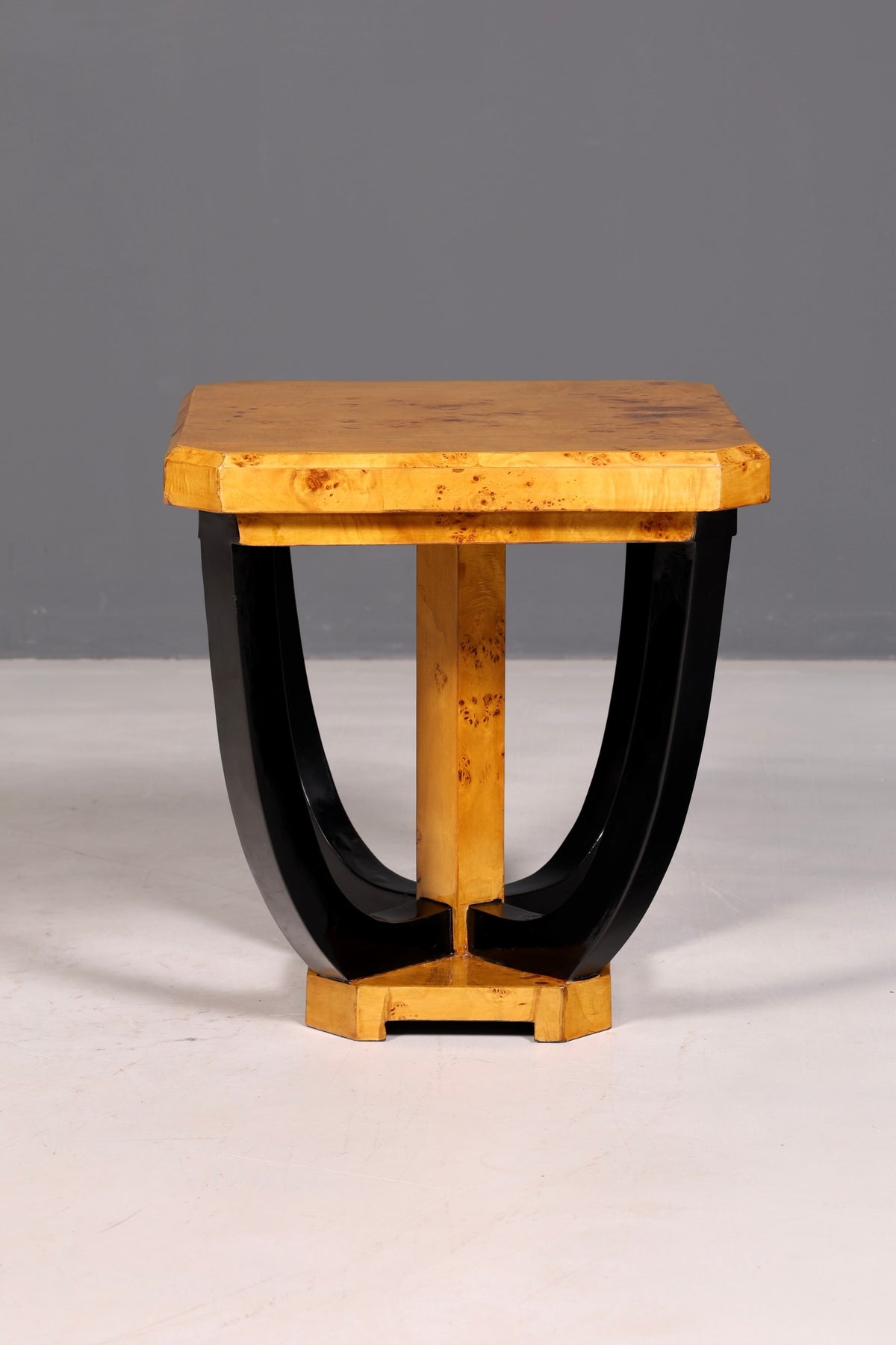 Stilvoller Art Deco Stil Tisch Luxus Couchtisch Biedermeier Ablagetisch Birke
