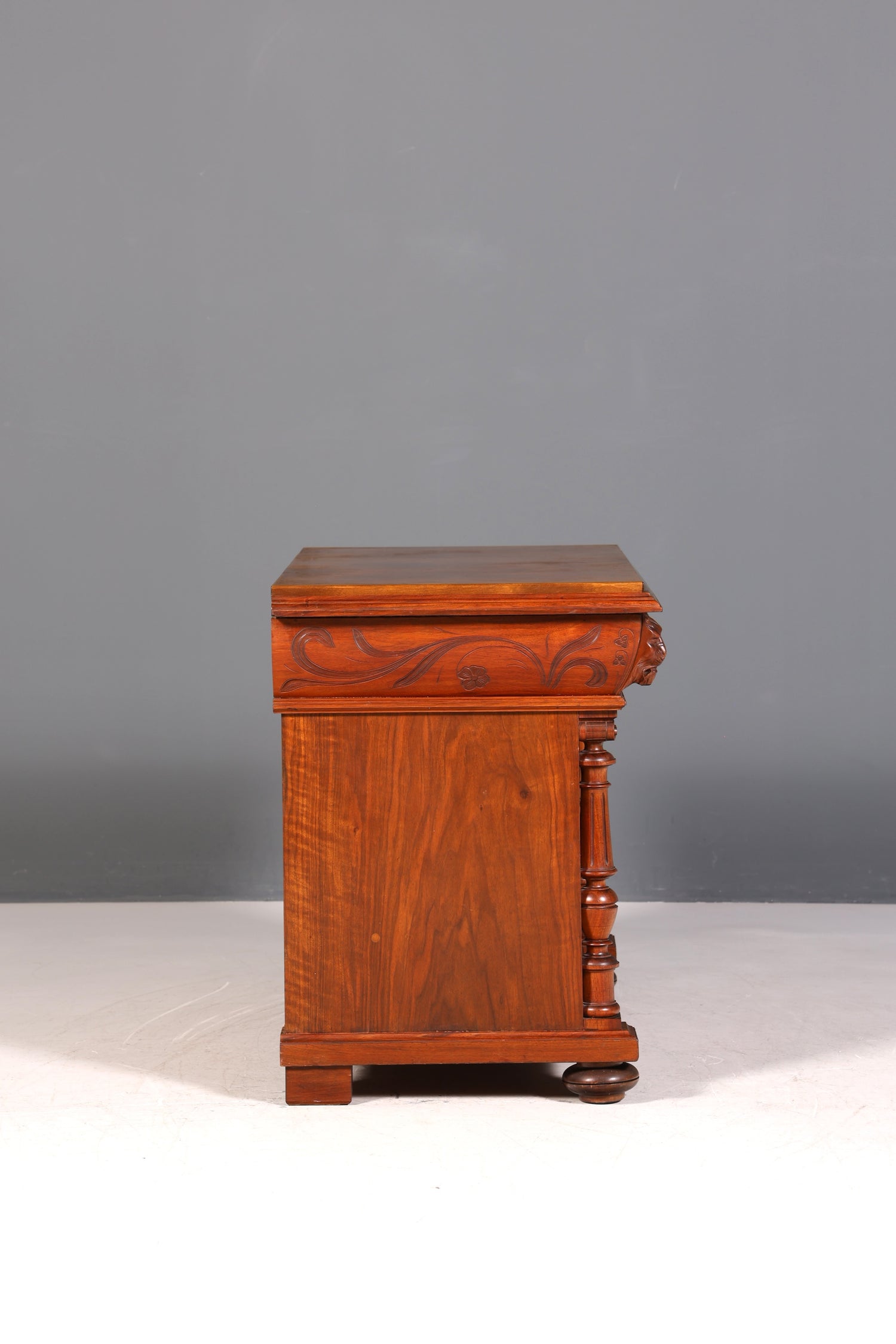 Stilvolle Gründerzeit Kommode Louis Philippe Nussbaum Schubladen Kommode Sideboard um 1880