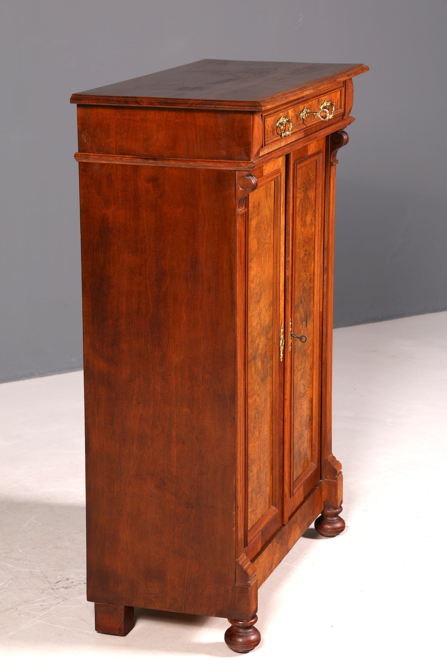 G360 Finish Traumhaftes Gründerzeit Vertiko Jugendstil Schrank Antik Highboard Kommode (Kopie 2)