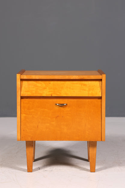 Schlichte Mid Century Kommode Vintage Klappschränkchen Danish Design Nachttisch 2 von 2