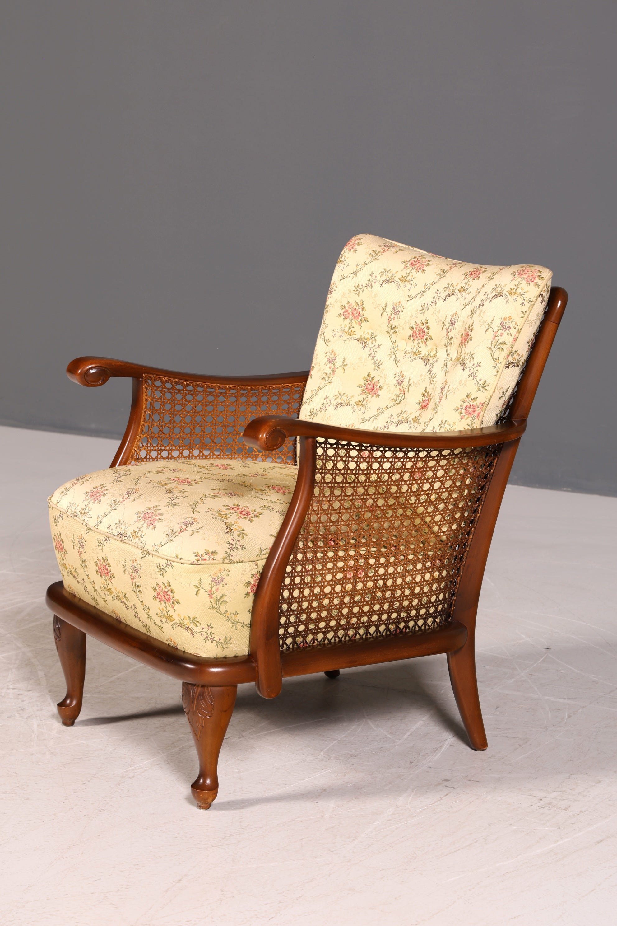 Traumhafter Chippendale Sessel Antik 60s Korbgeflecht Relax Sessel Vintage Samt Stoff 1 von 2