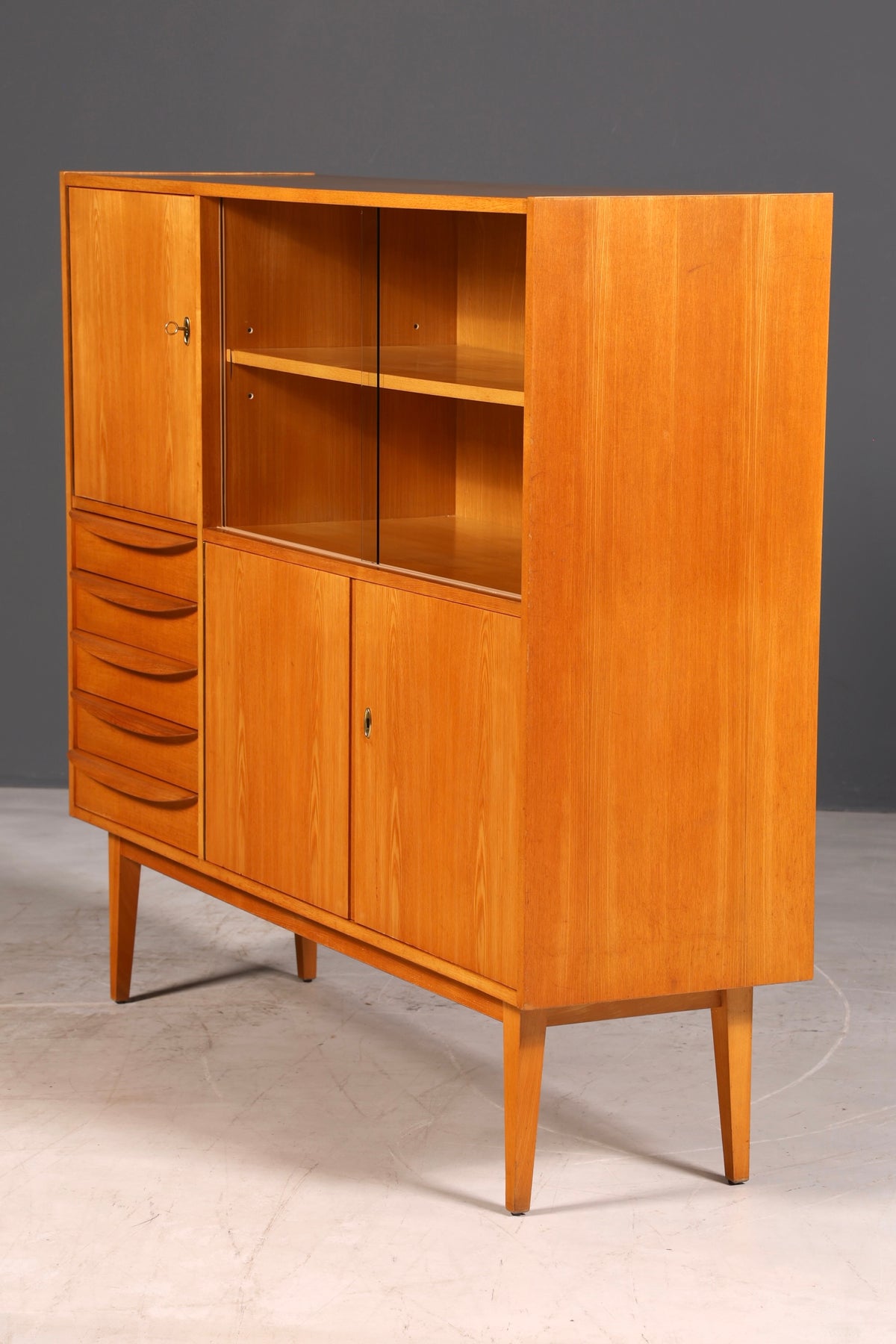 Wunderschöne Original Hellerau Mid Century Vitrine Schrank Franz Ehrlich 602 Kommode Bücherregal