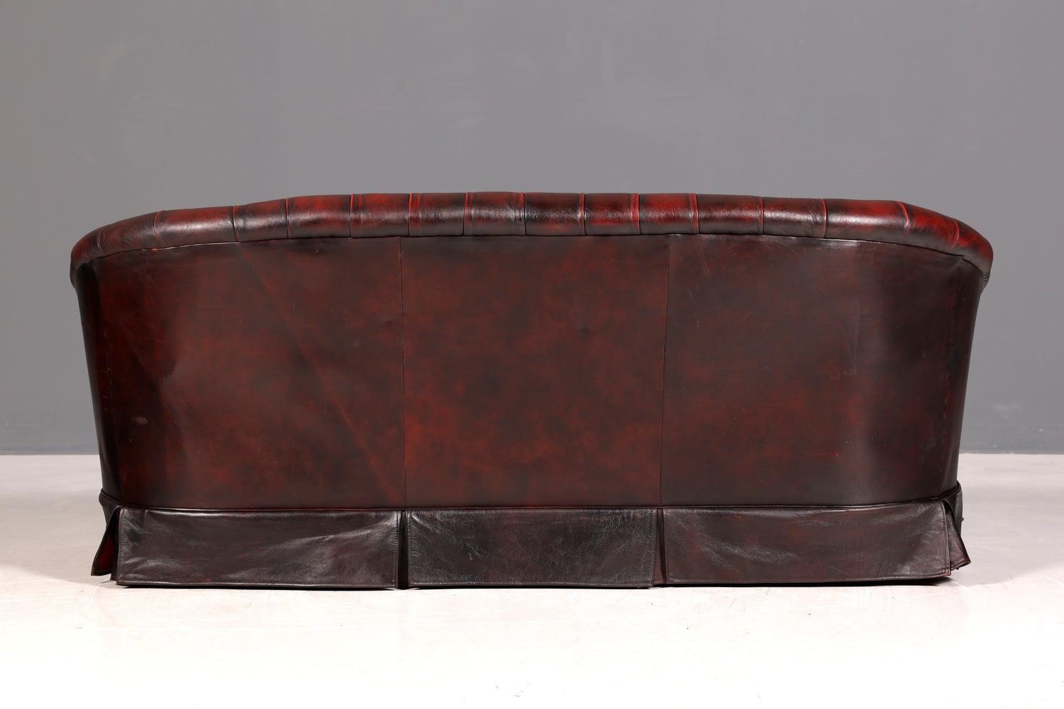 G421 Finish Wunderschönes Original Chesterfield Sofa 3- Sitzer echt Leder Oxblood Couch Englisch (Kopie)