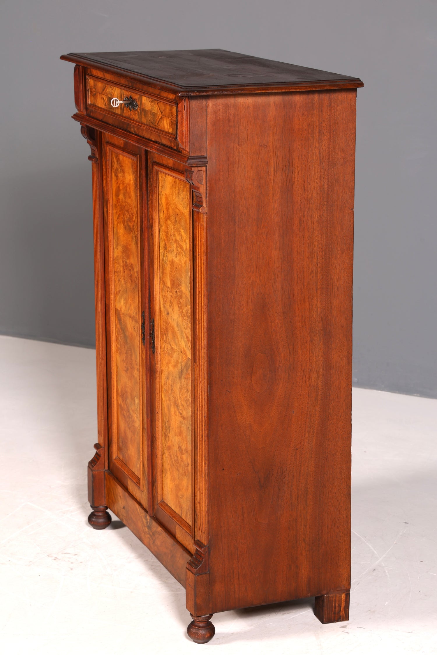 G359 Finish Traumhaftes Gründerzeit Vertiko Jugendstil Schrank Antik Highboard Kommode (Kopie)