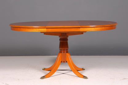 Beautiful English extendable round dining table antique style 60s kitchen table yew