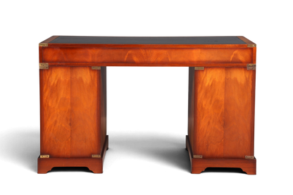 Hauptstadt Möblerei maritimer Military-Chest-Schreibtisch aus Holz mit schwarzer Lederauflage und Messing-Beschlägen