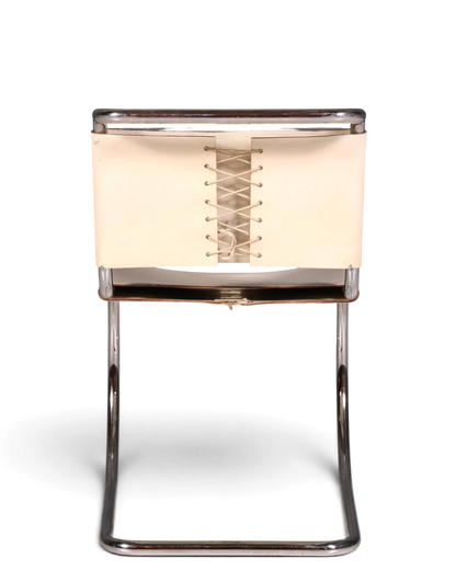 Hauptstadt Möblerei Knoll International MR Chair Freischwinger aus weißem Leder mit Schnürung und Chromgestell