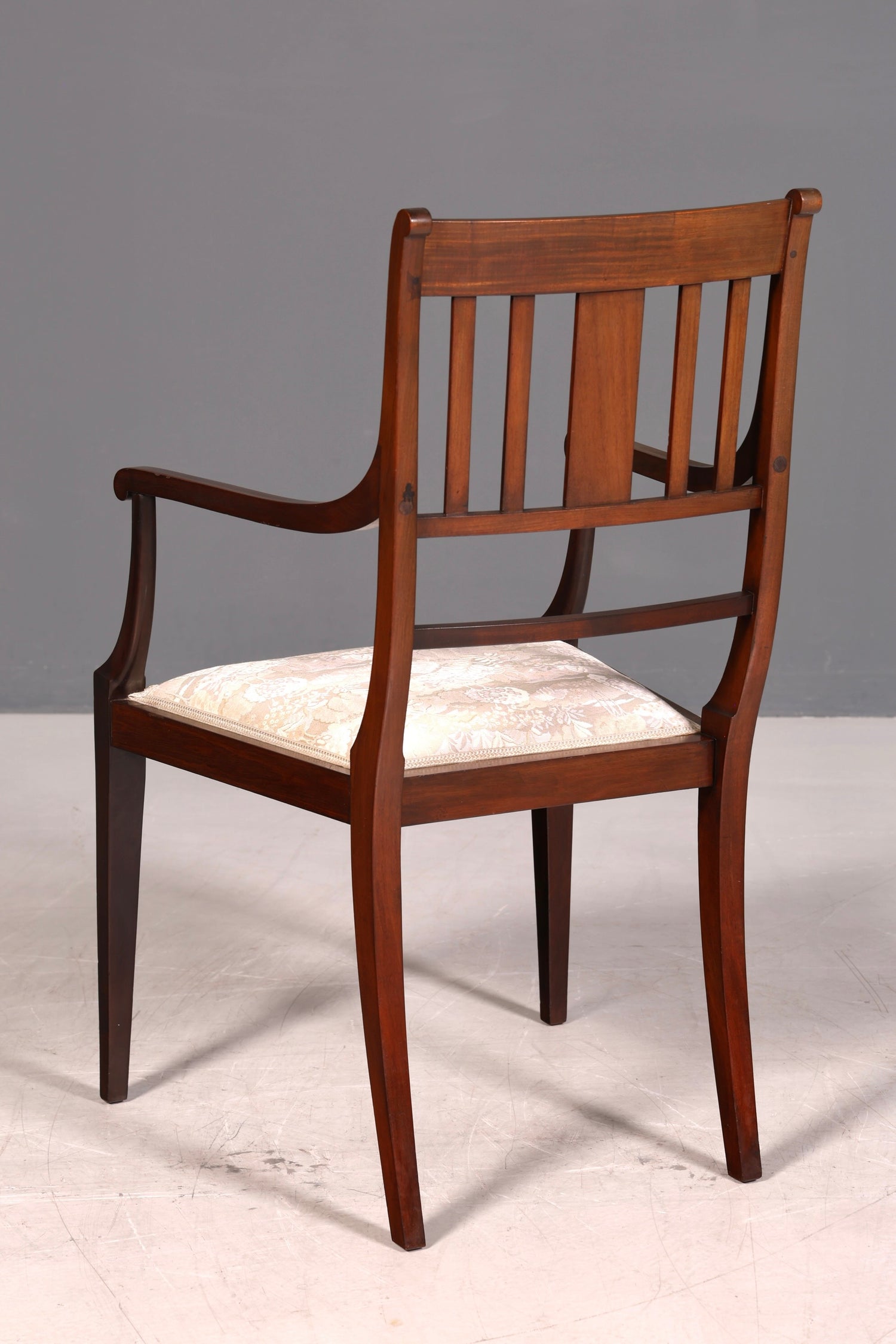 G738 Finish