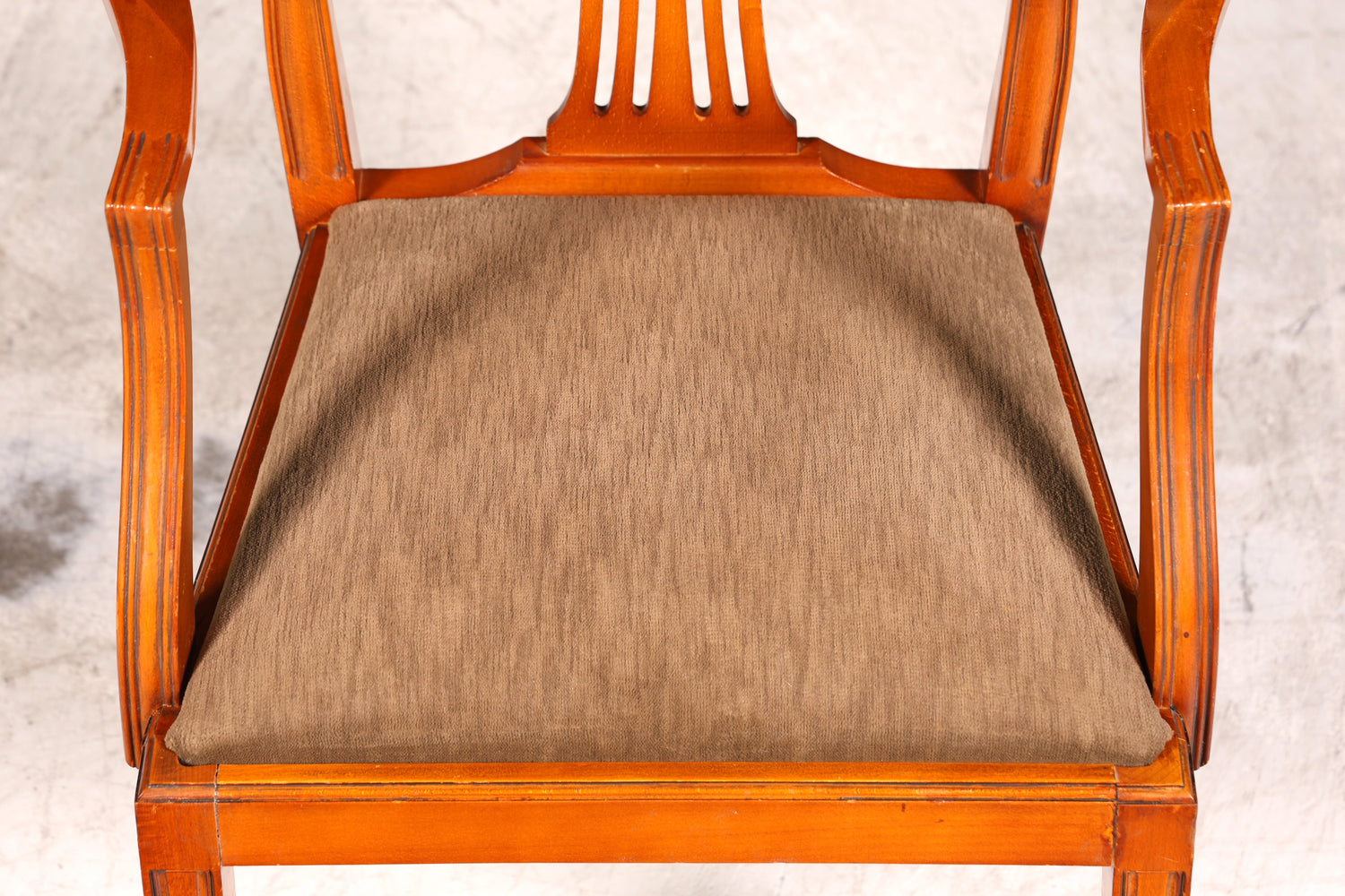 Edler Englischer Stuhl im Hepplewithe Stil Englisch Armlehnstuhl Dining Chair Küchenstuhl Sekretär Stuhl 1 von 2