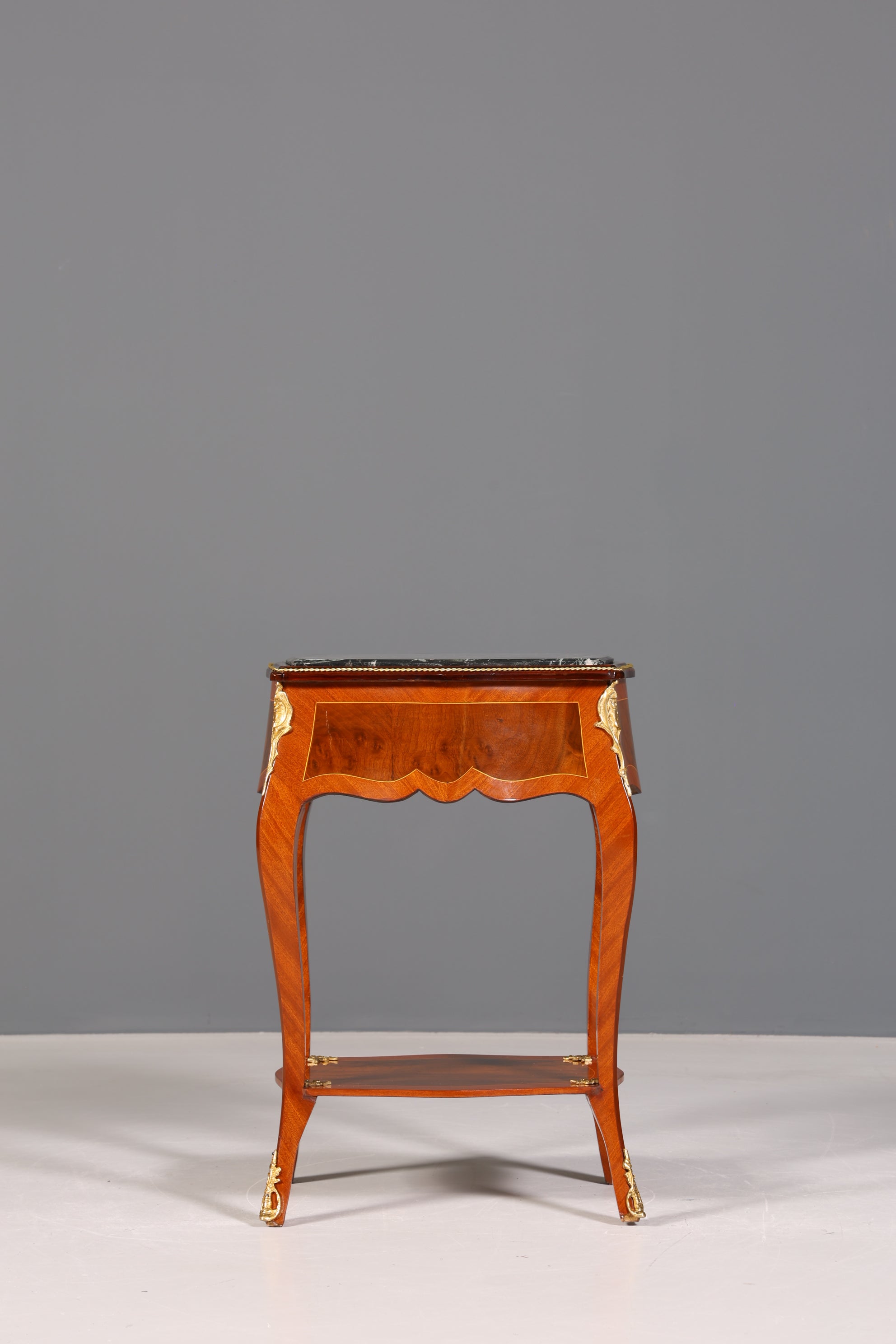 Wunderschöner Louis XV Beistelltisch Barock Stil Ablagetisch Marmor Kommode Telefontisch