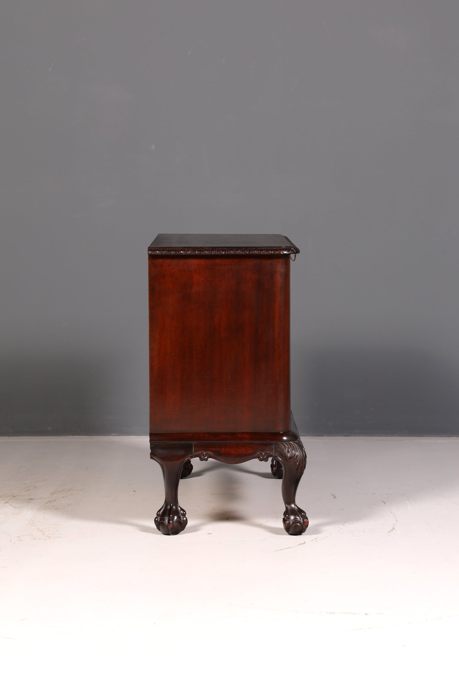 Beautiful Chippendale cabinet, Baroque-style folding cabinet, chest of drawers, antique solid wood