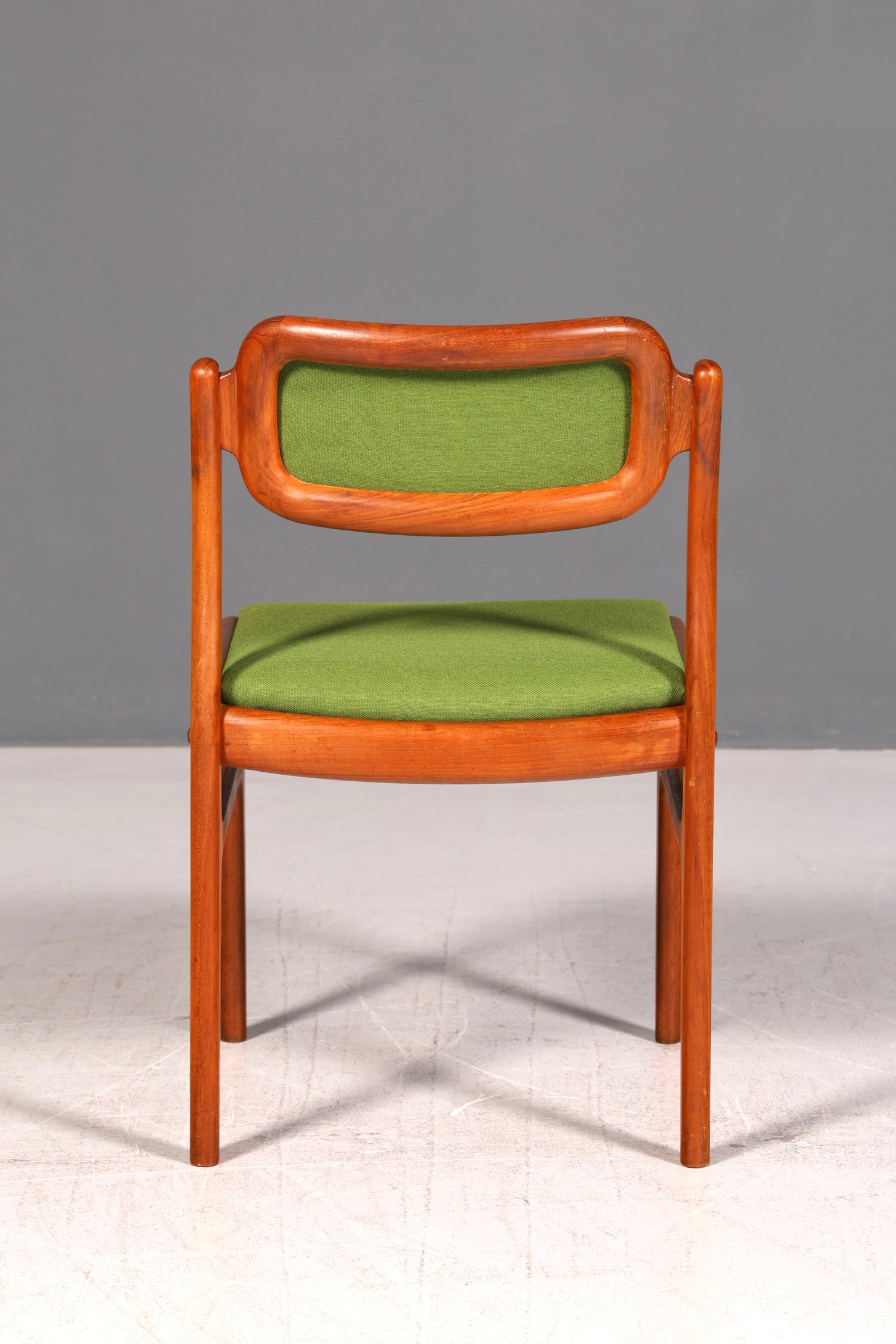 Edler Mid Century Stuhl der Marke Johannes Andersen für Uldum Teak Danish Design Sekretär Stuhl Esszimmerstuhl Küchenstuhl