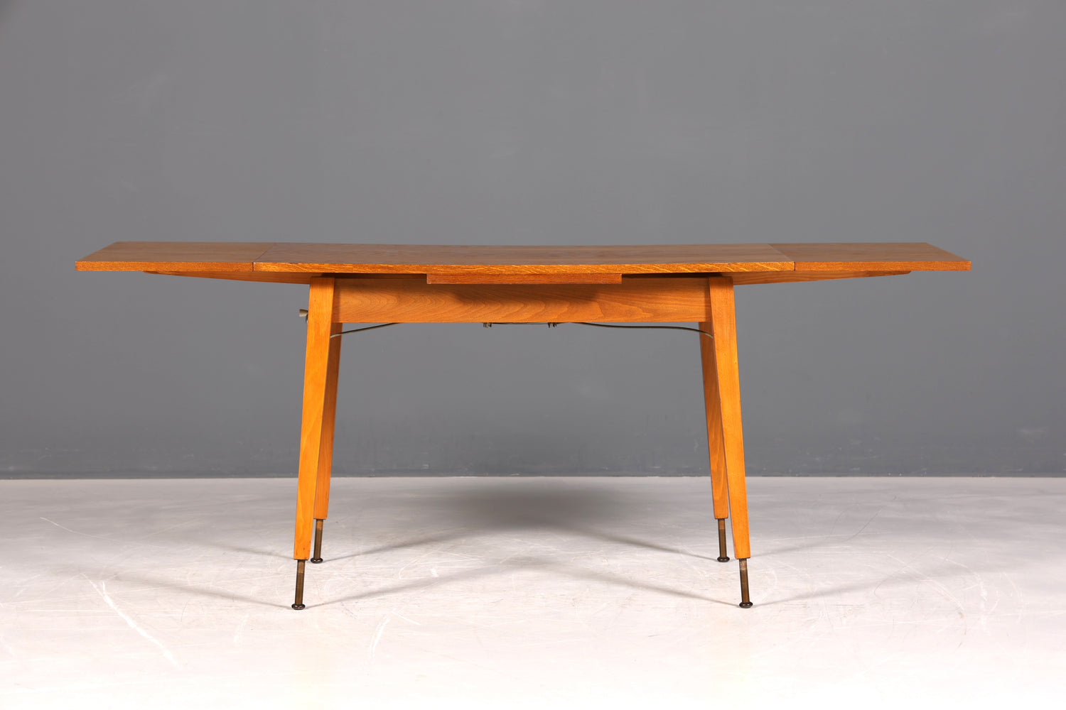 F962 Finish cm Wunderschöner Mid Century Küchentisch Vintage Tisch ausziehbar und höhenverstellbar