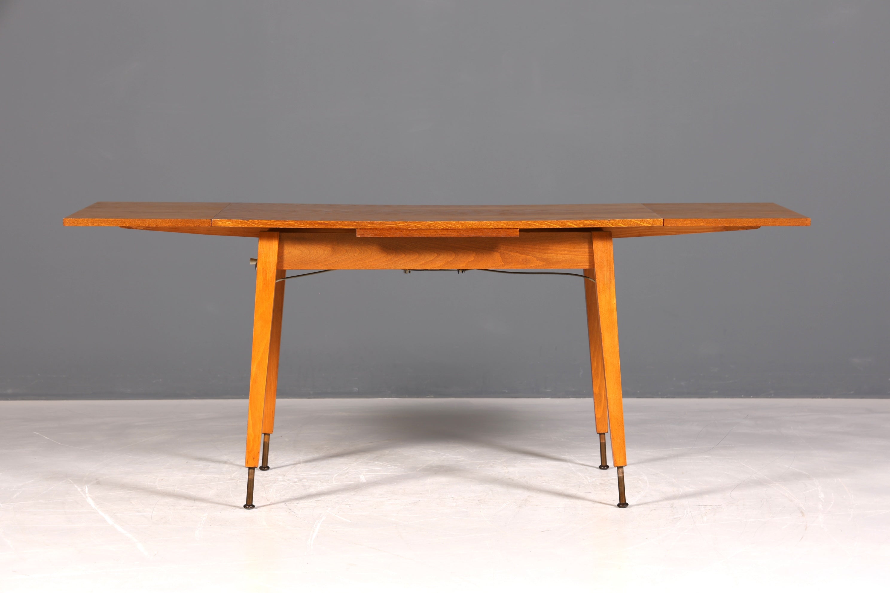 F962 Finish cm Wunderschöner Mid Century Küchentisch Vintage Tisch ausziehbar und höhenverstellbar