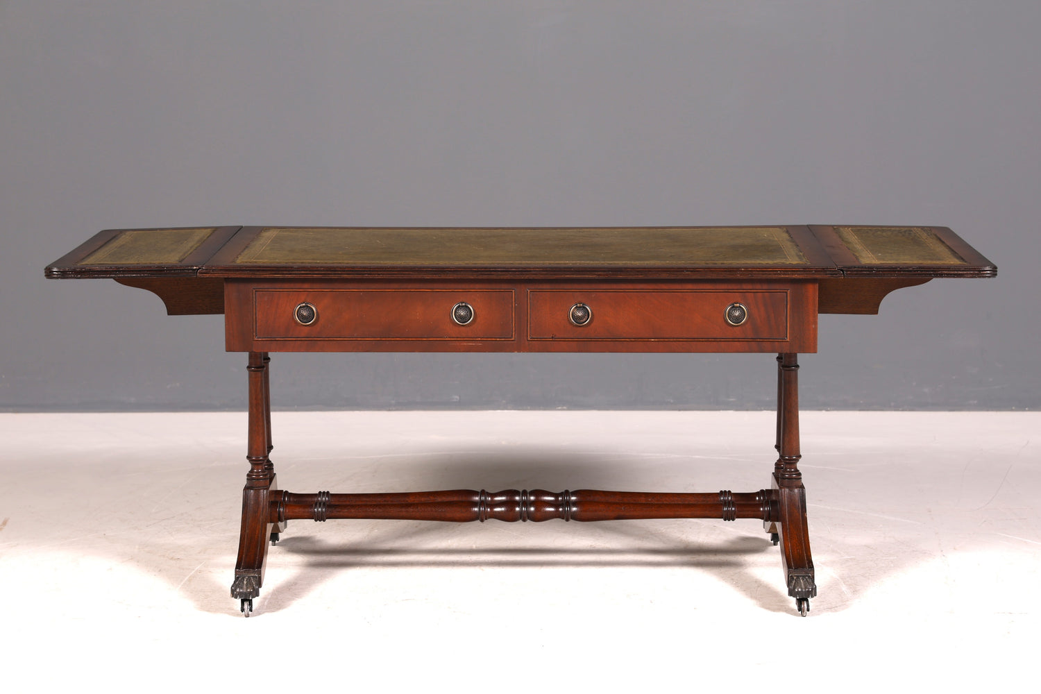 G050 Finish Traumhafter Englischer Tisch Couchtisch Englisch Antik Stil Mahagoni Ablagetisch Empire Stil Beistelltisch