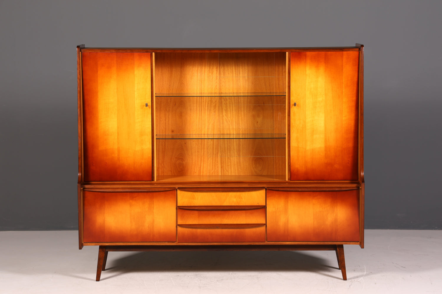 G140 Finish Traumhafter Mid Century Highboard Retro Vitrine 60er Jahre Schrank Kommode