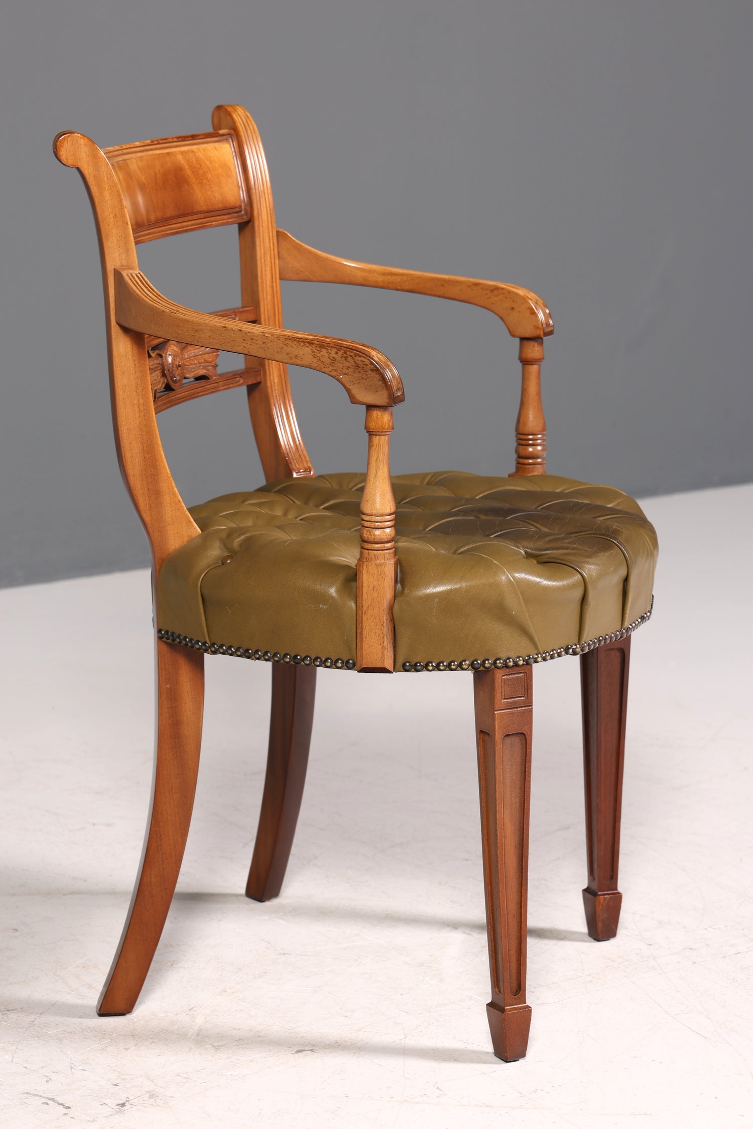 Wunderschöner Chesterfield Armlehnstuhl Anno Dom Sekretär Stuhl Englisch echt Leder Küchenstuhl 2 von 2