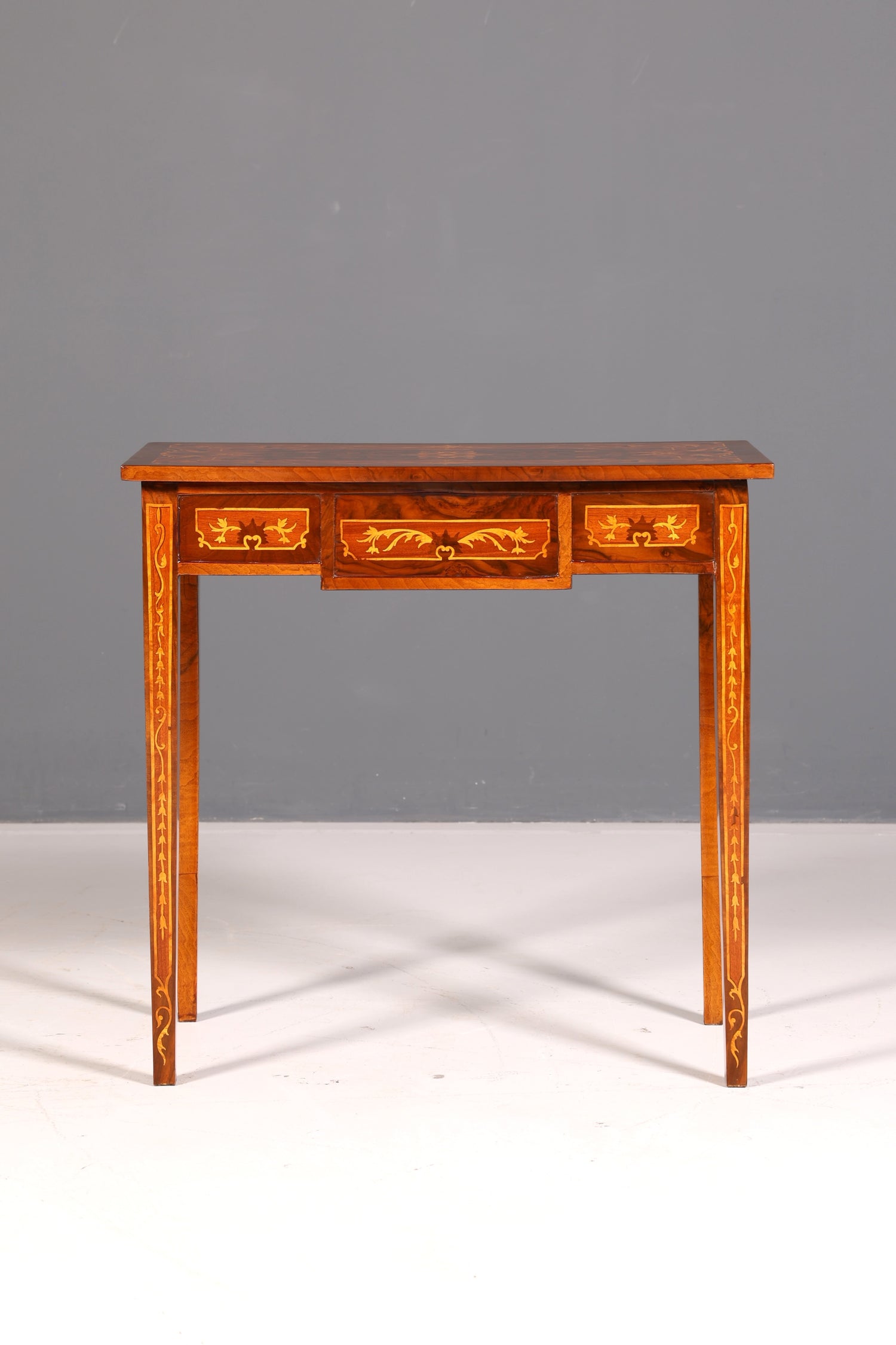 Traumhafter filigraner Schreibtisch French Desk Antik Stil Bürotisch Barock Stil Office Desk Vintage