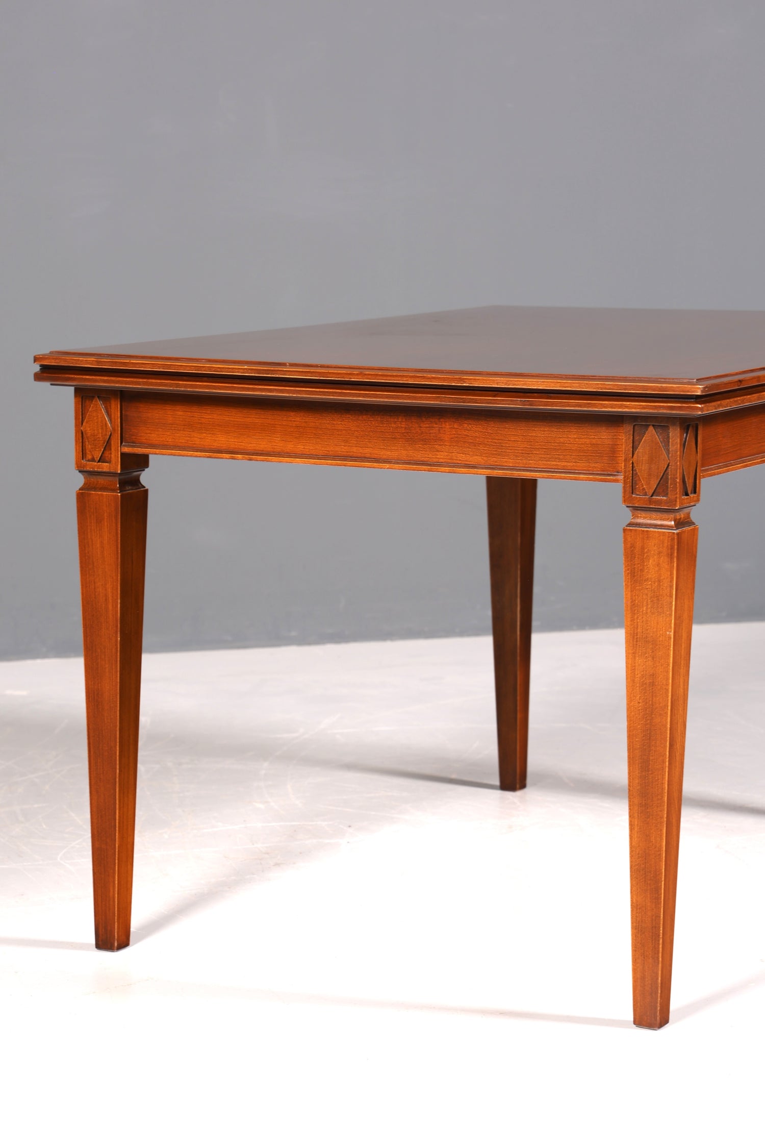 F863 Finish cm SELVA Wunderschöner Englischer Tisch ausziehbarer Esstisch Antik Stil 60s Küchentisch Eibe