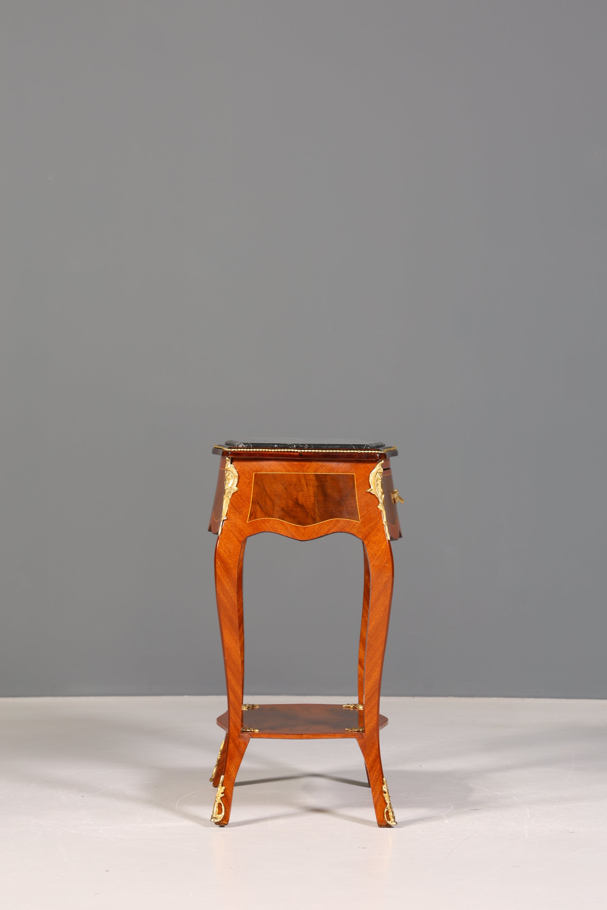 Wunderschöner Louis XV Beistelltisch Barock Stil Ablagetisch Marmor Kommode Telefontisch