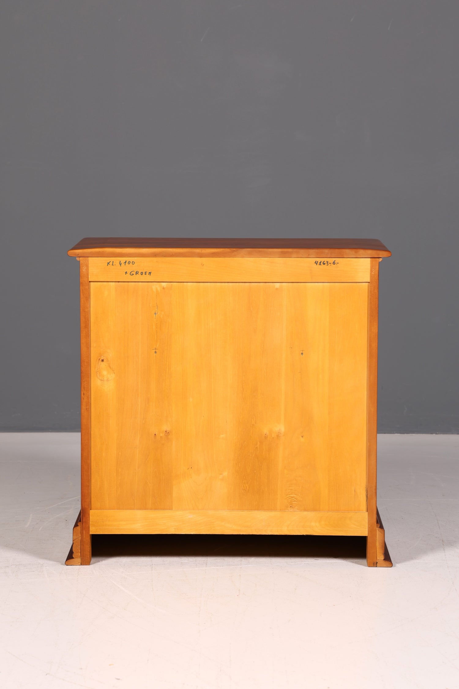 Edle Kommode im Biedermeier Stil Englischer Stil Eibe Echt Holz Sideboard Antik