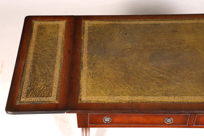 G050 Finish Traumhafter Englischer Tisch Couchtisch Englisch Antik Stil Mahagoni Ablagetisch Empire Stil Beistelltisch