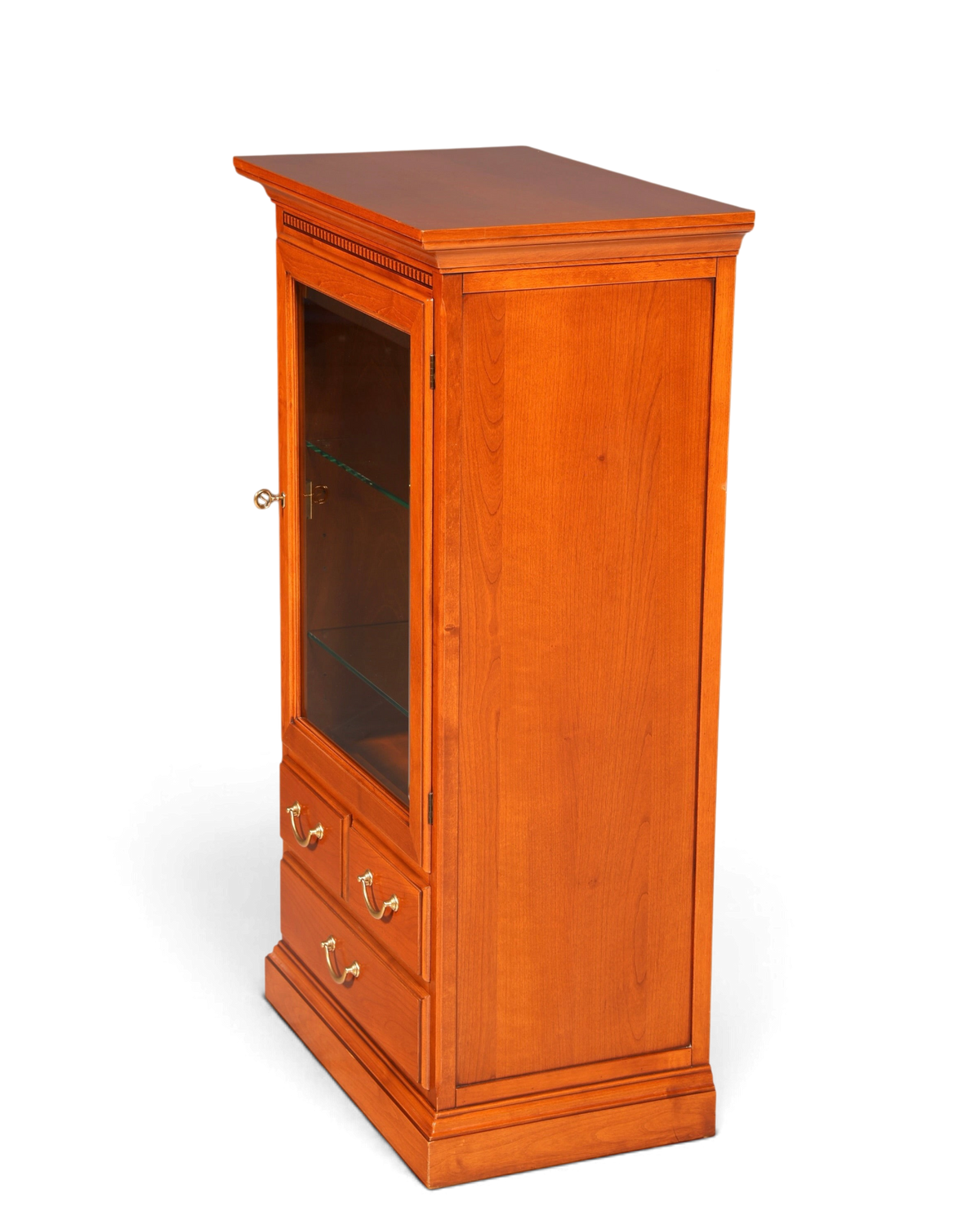 Hauptstadt Möblerei Selva Style Vitrine aus Kirschholz im Antik-Stil mit Glasfront, Messinggriffen und Schubladen