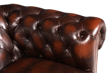Hauptstadt Möblerei Original Centurion Chesterfield 2-Sitzer Sofa aus braunem Echtleder mit klassischer Knopfheftung