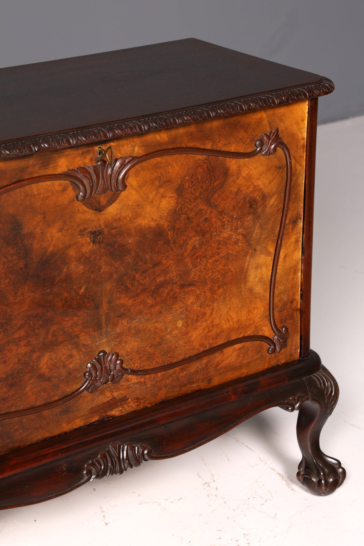 Beautiful Chippendale cabinet, Baroque-style folding cabinet, chest of drawers, antique solid wood