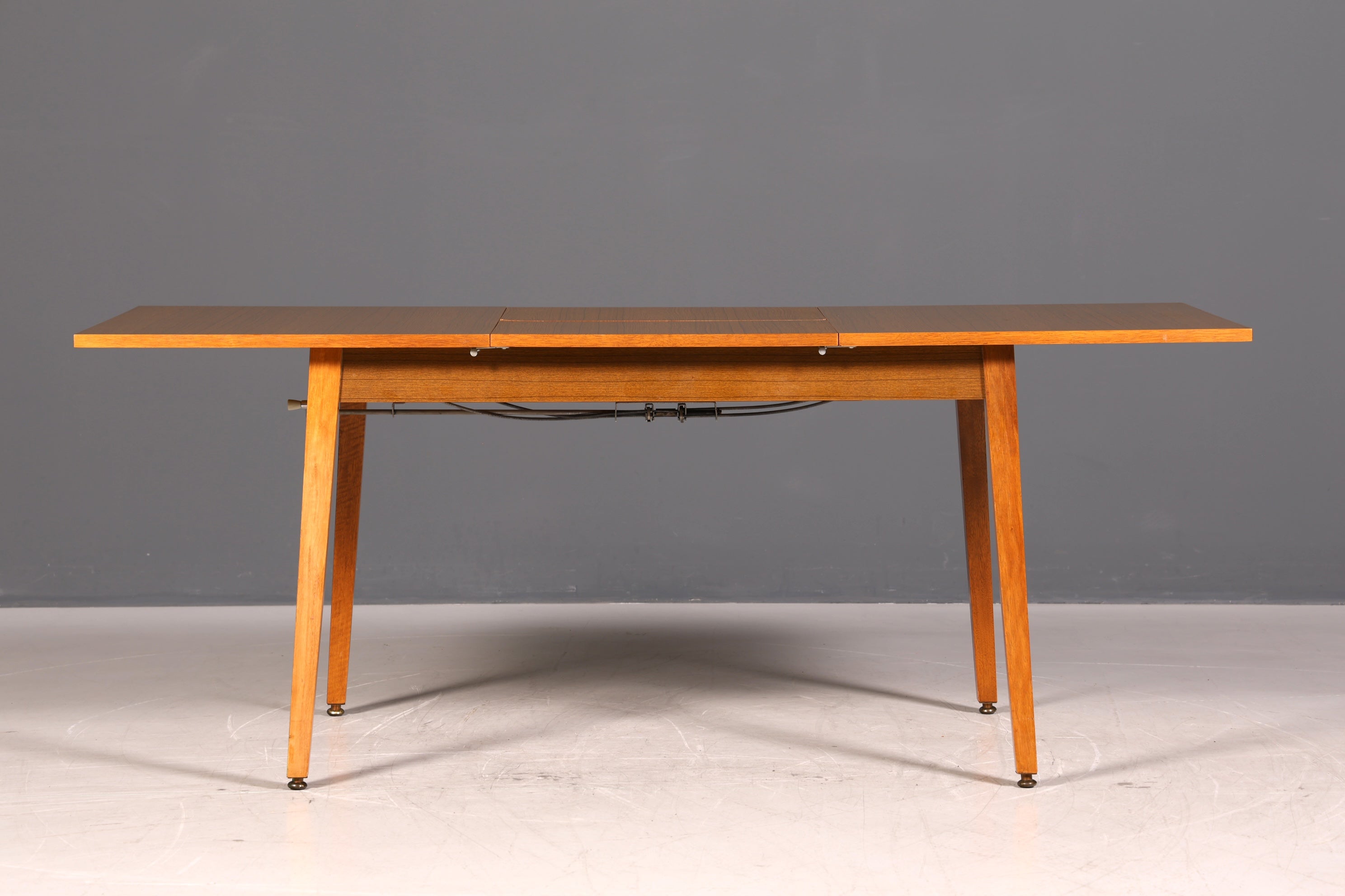 Wunderschöner Mid Century Küchentisch Vintage Tisch ausziehbar und höhenverstellbar