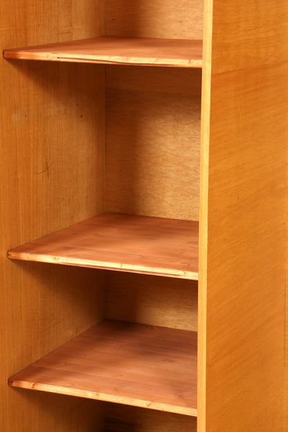 Traumhafter Mid Century Kleiderschrank Vintage Schrank Retro Wäscheschrank Dielenschrank