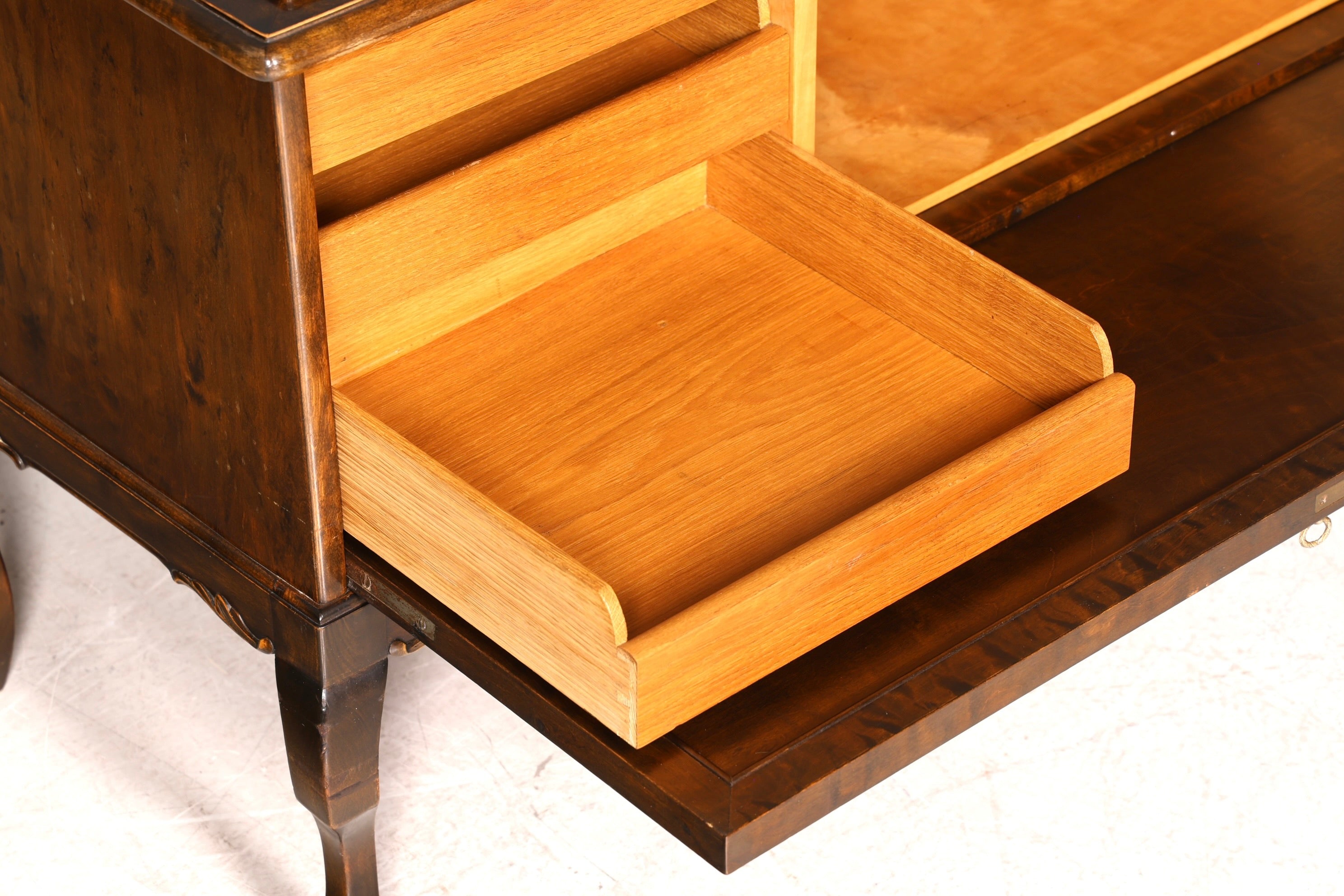 Traumhaftes Chippendale Schrank Barock Stil Vertiko Highboard Antik 50s 60s Kommode