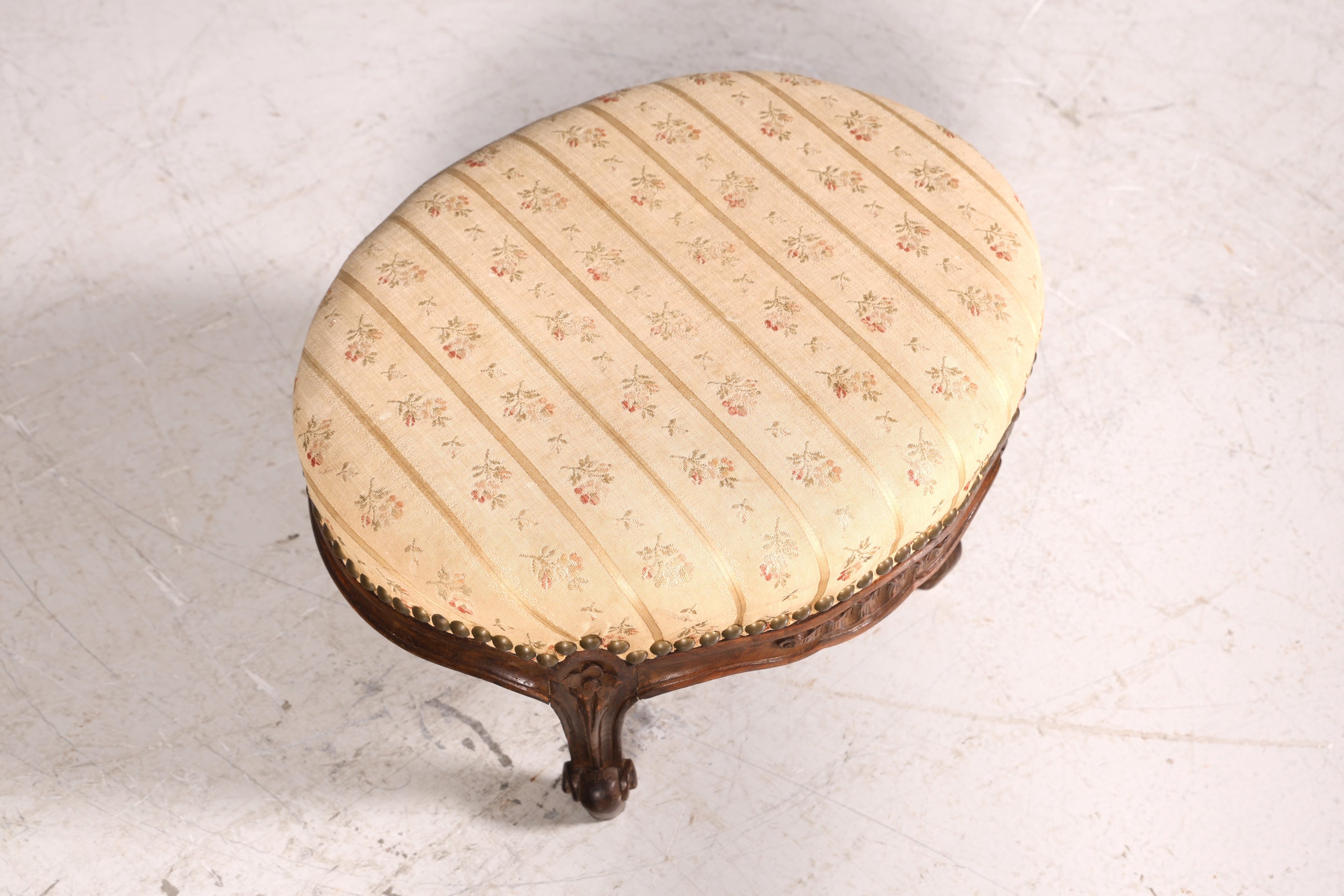 Wunderschöner Chippendale Hocker Barock Antik Stil Fussablage Schemel