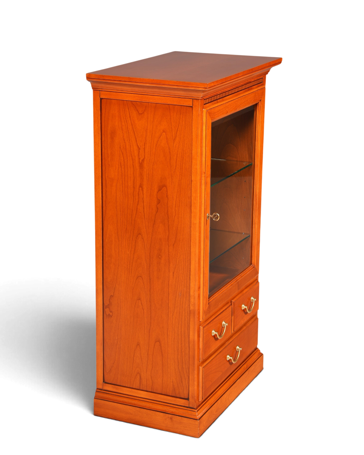 Hauptstadt Möblerei Selva Style International Vitrine aus Kirschholz im Antik-Stil mit Glasfront und Messinggriffen