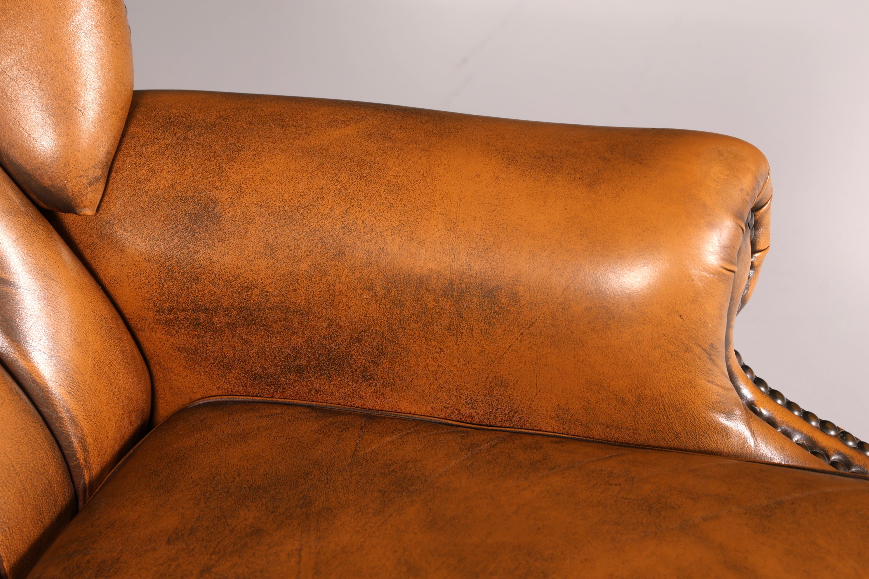 Original Chesterfield Ohrensessel Echtleder Englisch Herrensessel Ledersessel Weichleder Liegefunktion Antik Vintage