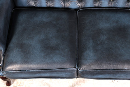 Wunderschönes Original Chesterfield 3-Sitzer Sofa Queen Anne Blau Englische Leder Couch England Polstersofa